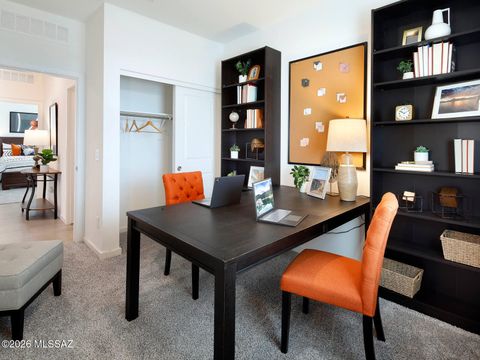 Photo of 781 W Calle Cubeta, Sahuarita, AZ 85629 (MLS # 22608120)