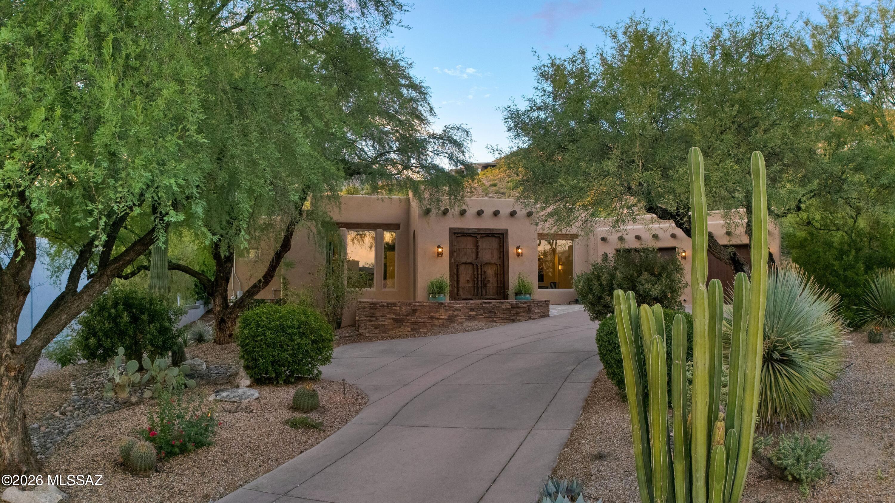 6881 E Desert Wind Court