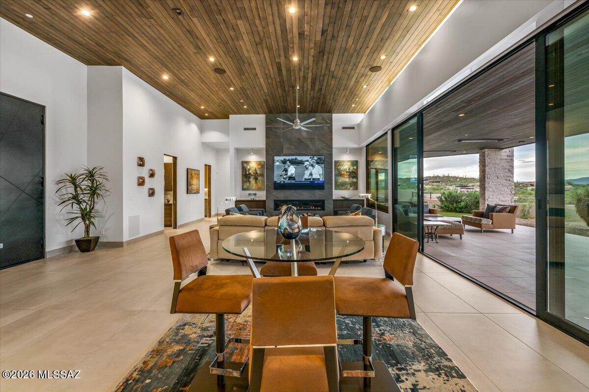 13977 N Flint Peak Place