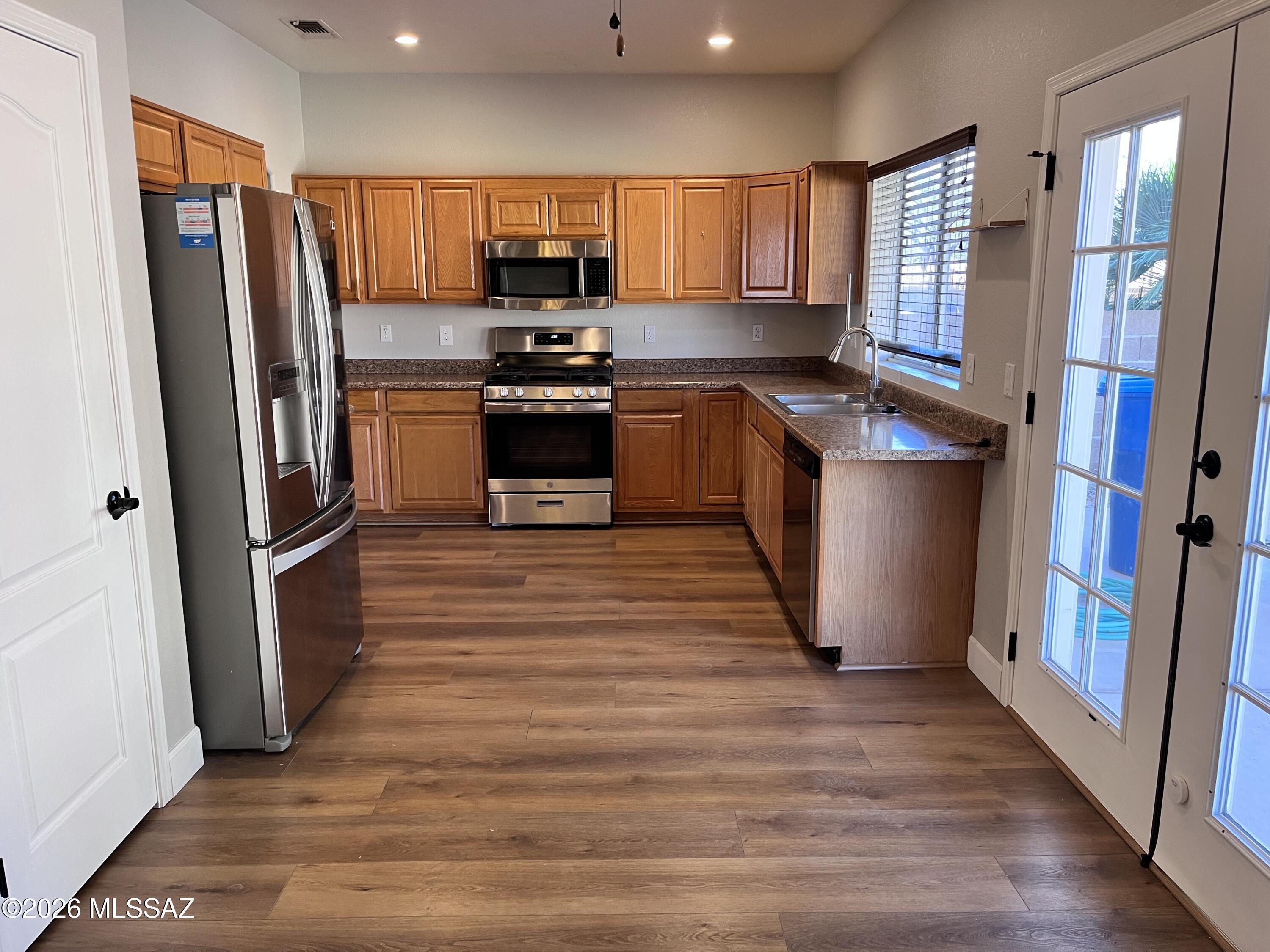 Encanto Canyon II (1-67) - Residential Lease