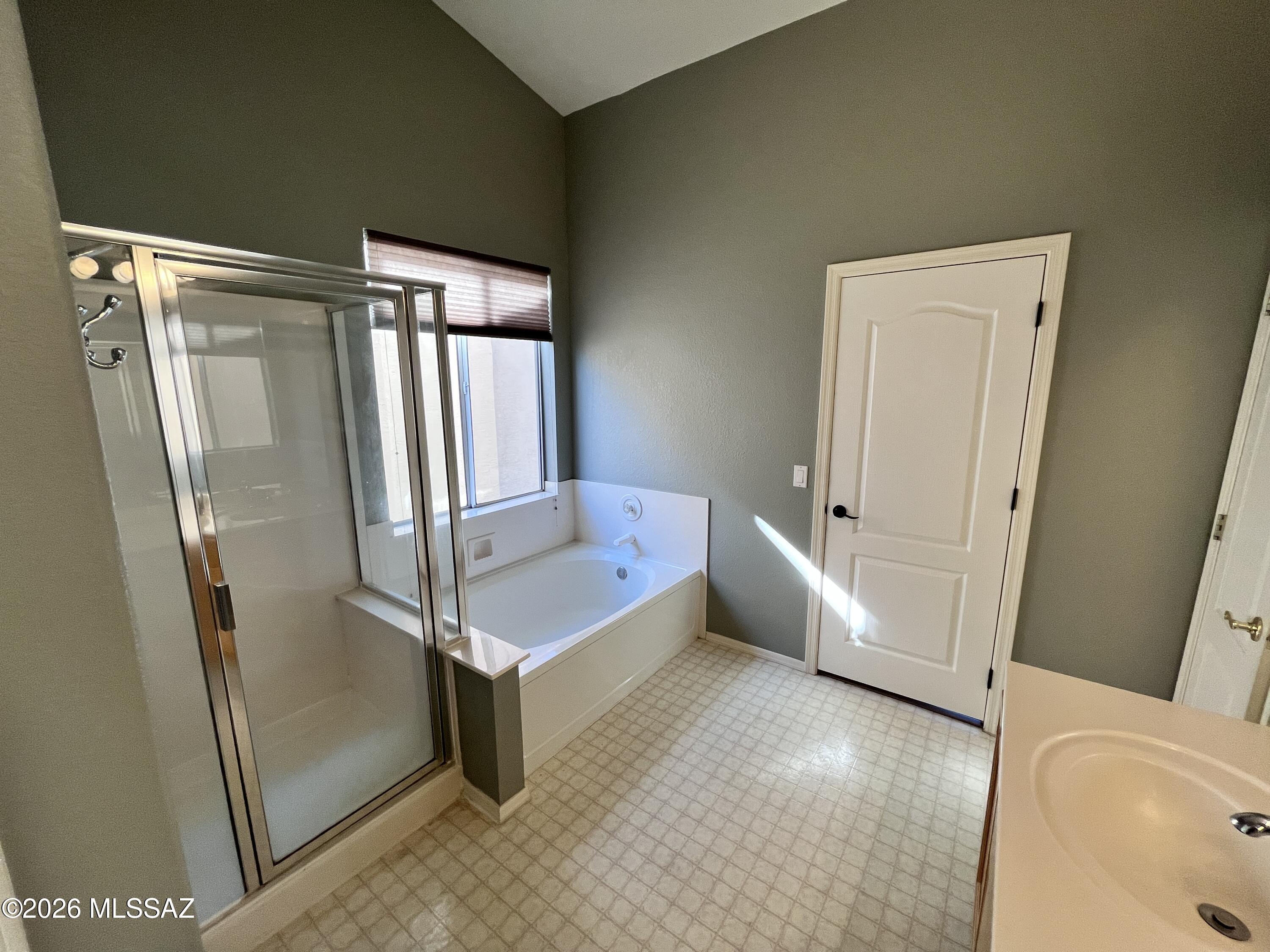 Encanto Canyon II (1-67) - Residential Lease