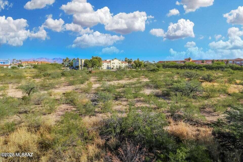 6775 S Tucson Boulevard 102