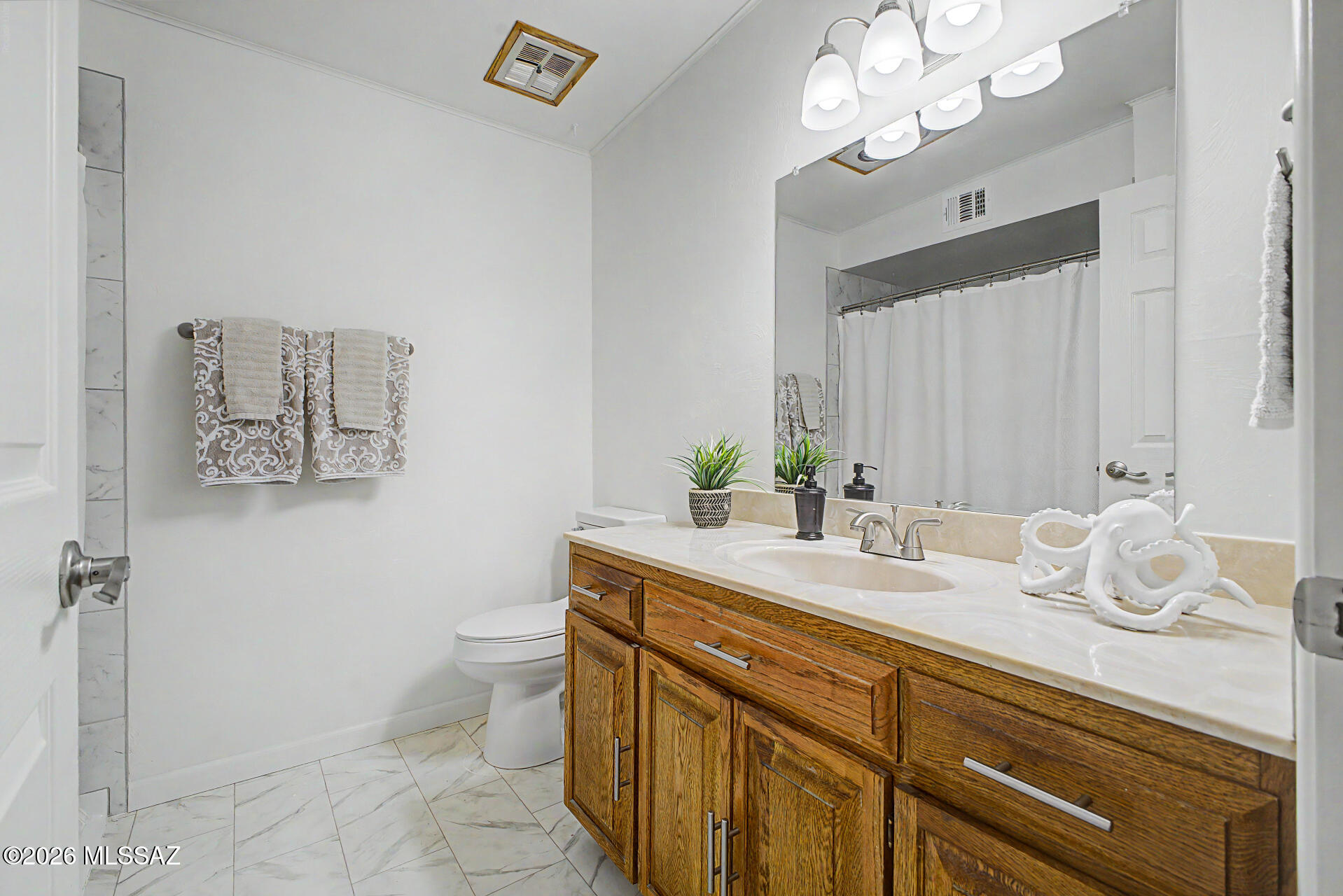 Essex Gardens East (1-44) - Residential