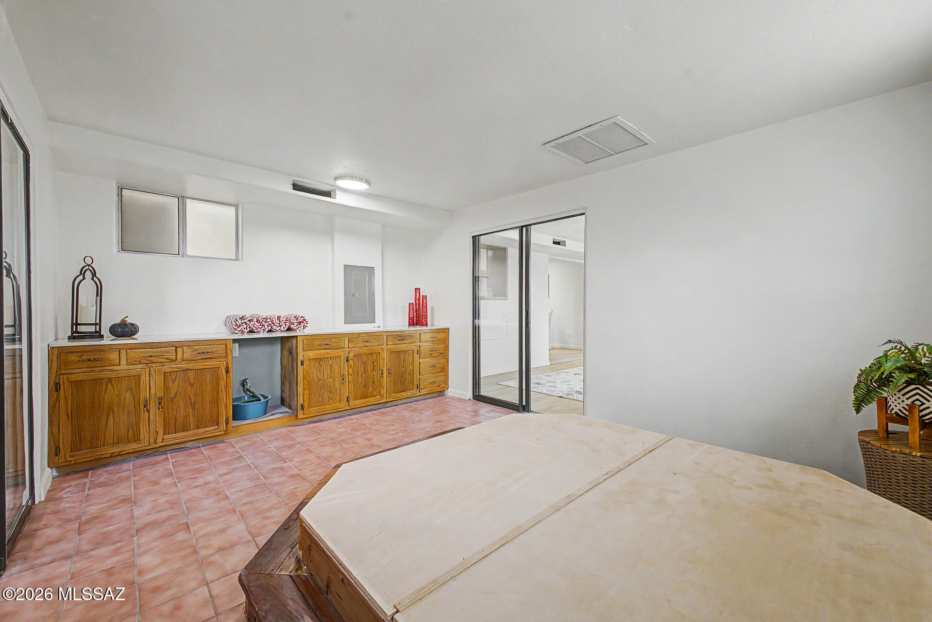 Essex Gardens East (1-44) - Residential