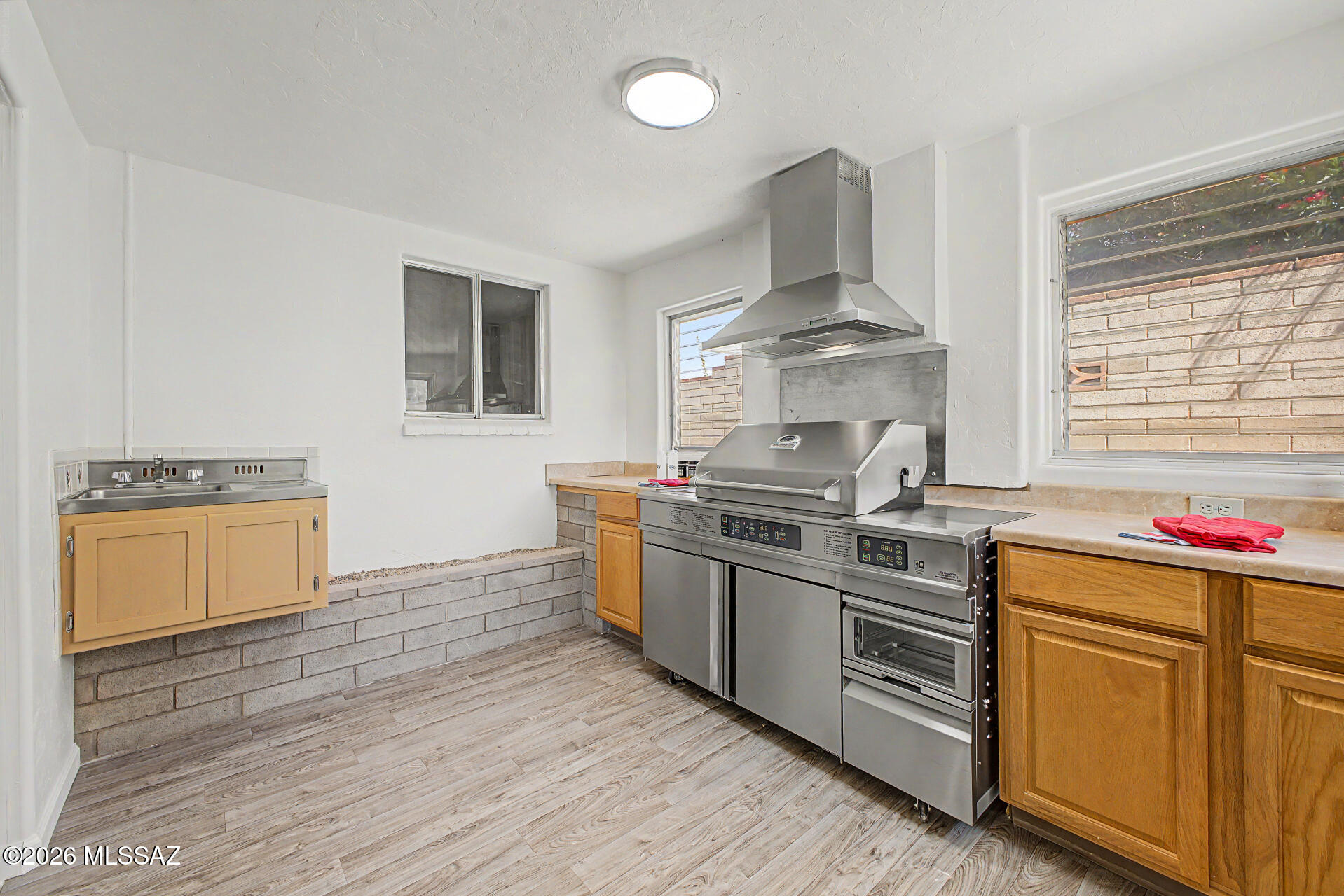 Essex Gardens East (1-44) - Residential