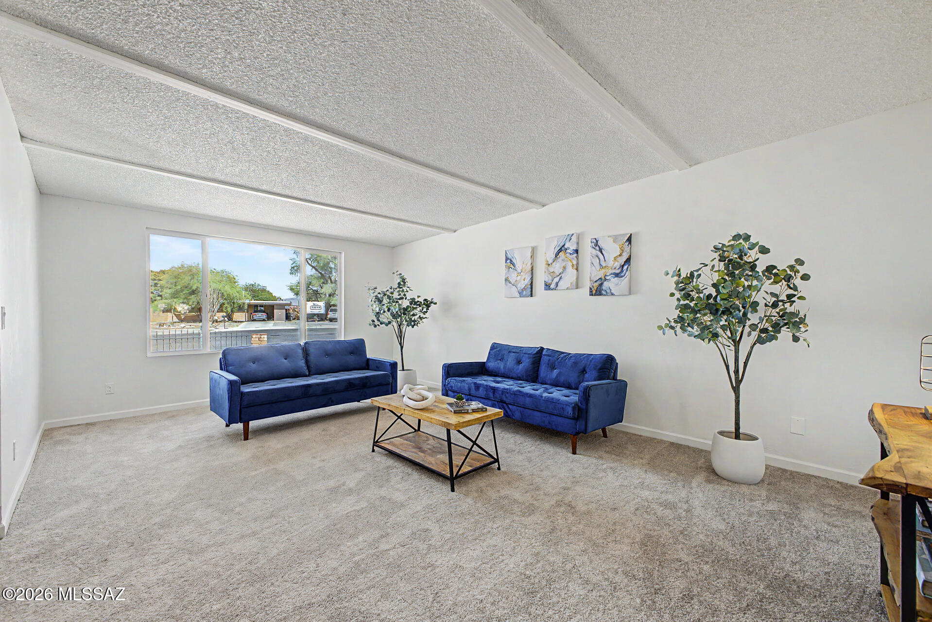 Essex Gardens East (1-44) - Residential