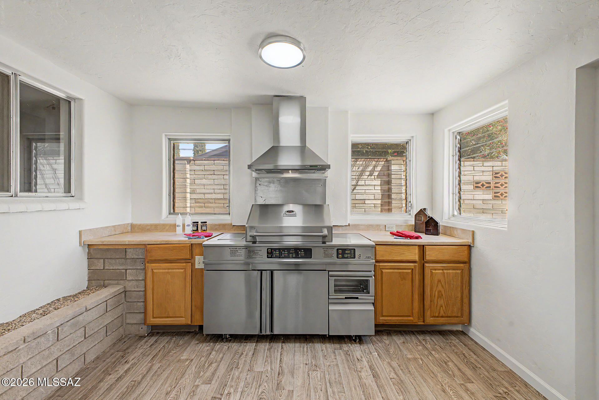 Essex Gardens East (1-44) - Residential