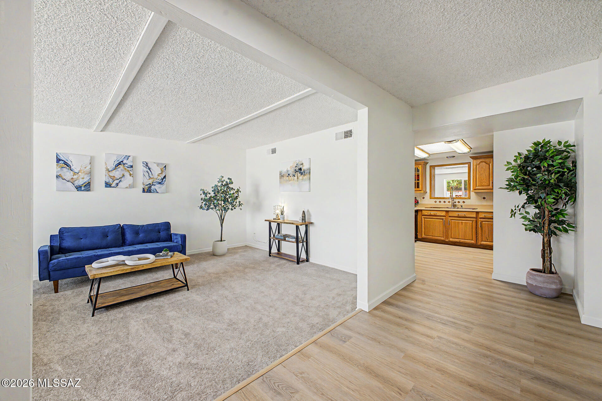 Essex Gardens East (1-44) - Residential