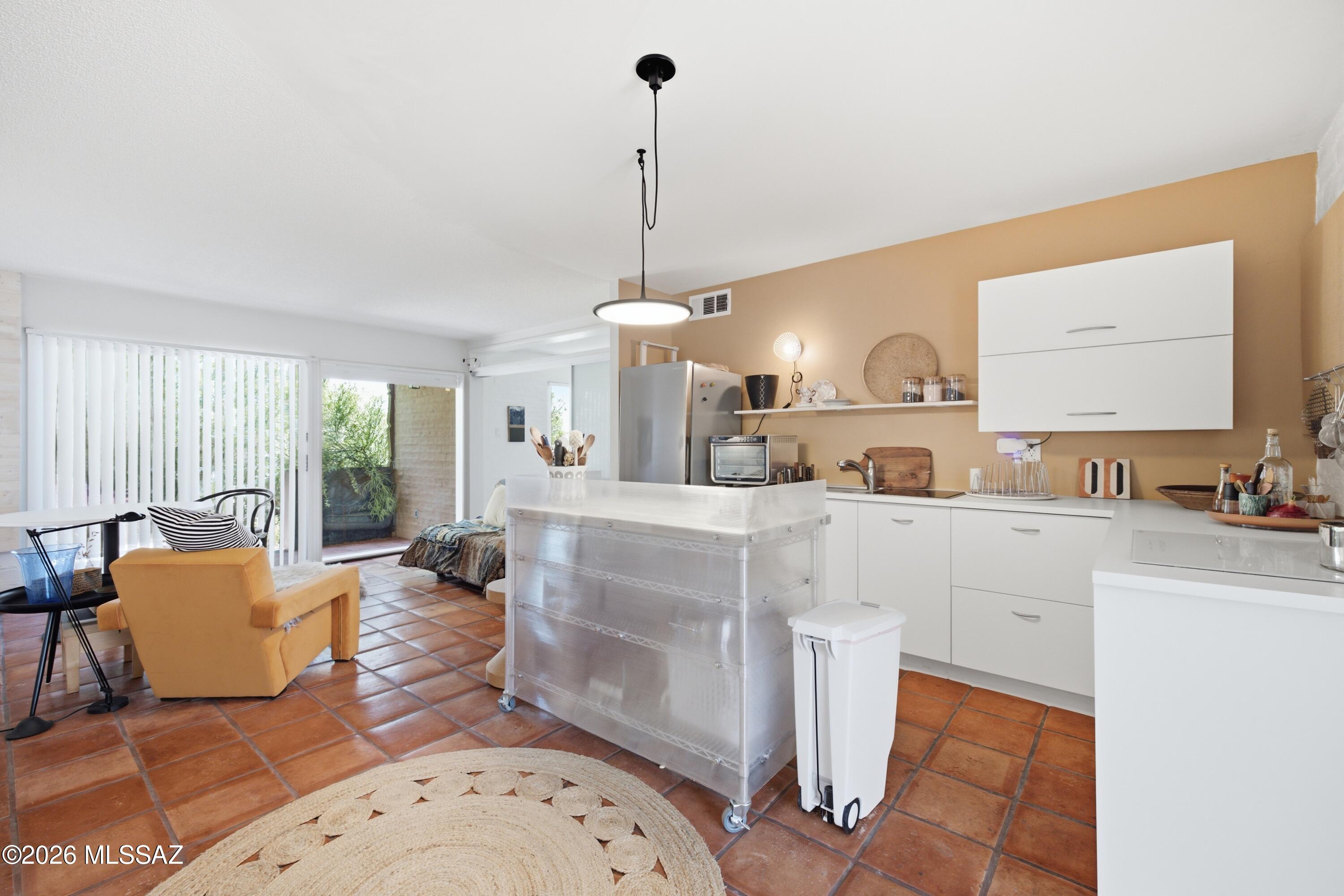 2 W Greenock Drive 2D