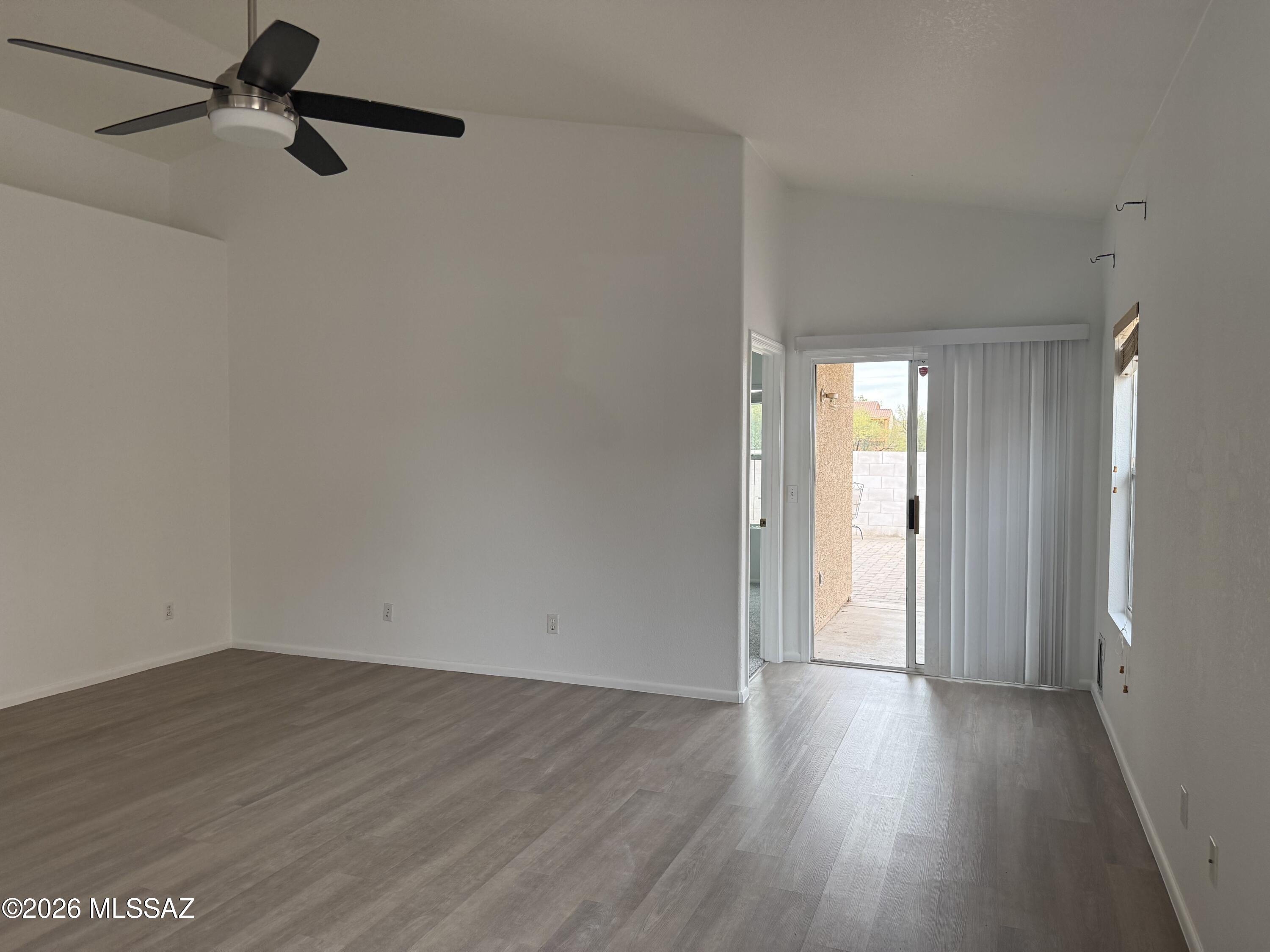 9435 N Painted Sky Drive