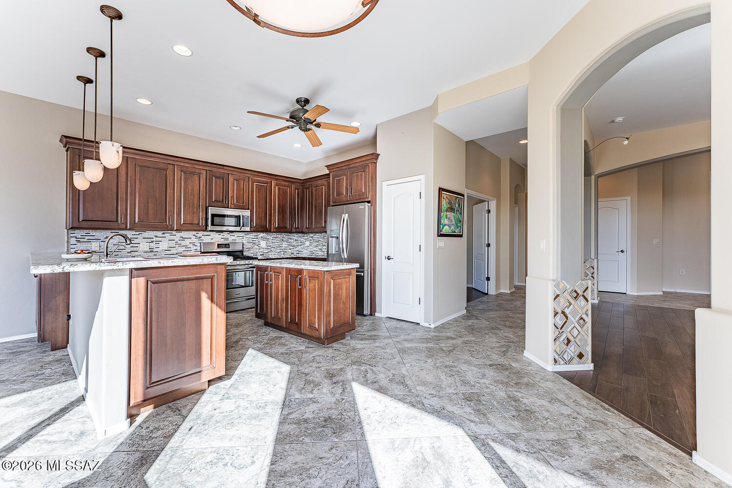 2432 W Calle Casas Lindas