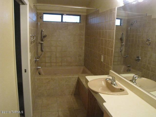 Elliott Homes At Rita Ranch (1-521) - Residential Lease