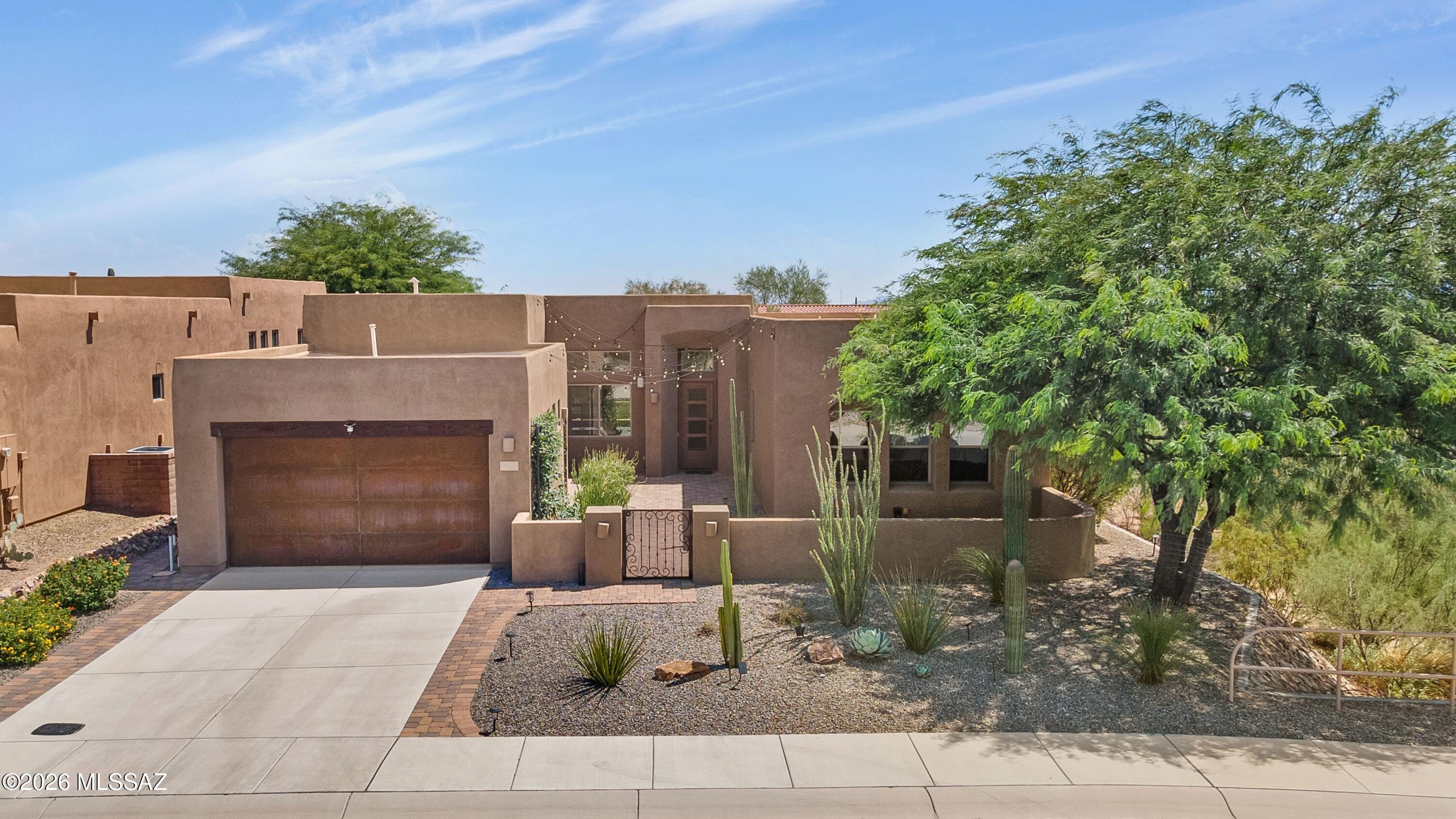 4827 W New Shadow Way