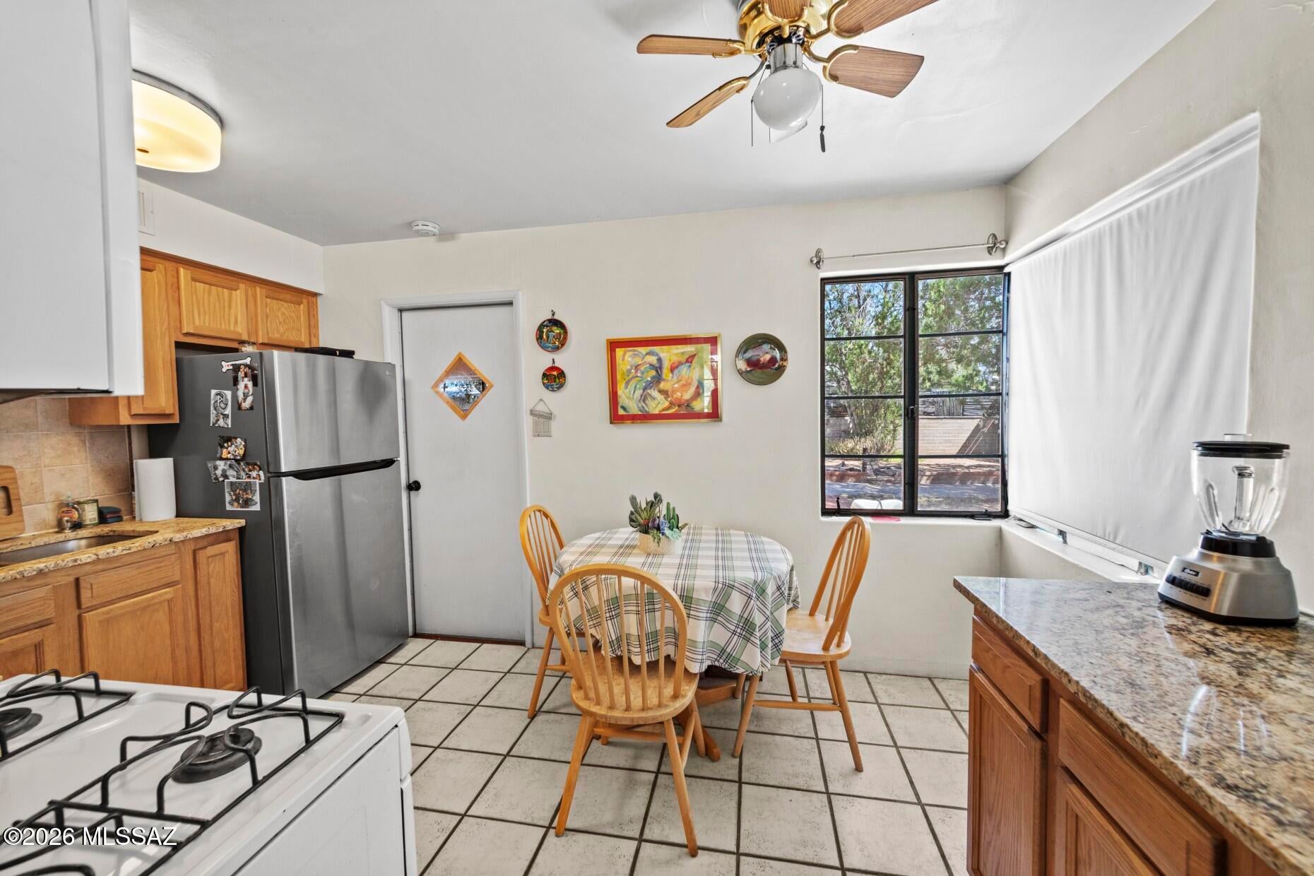 1141 E Smoot