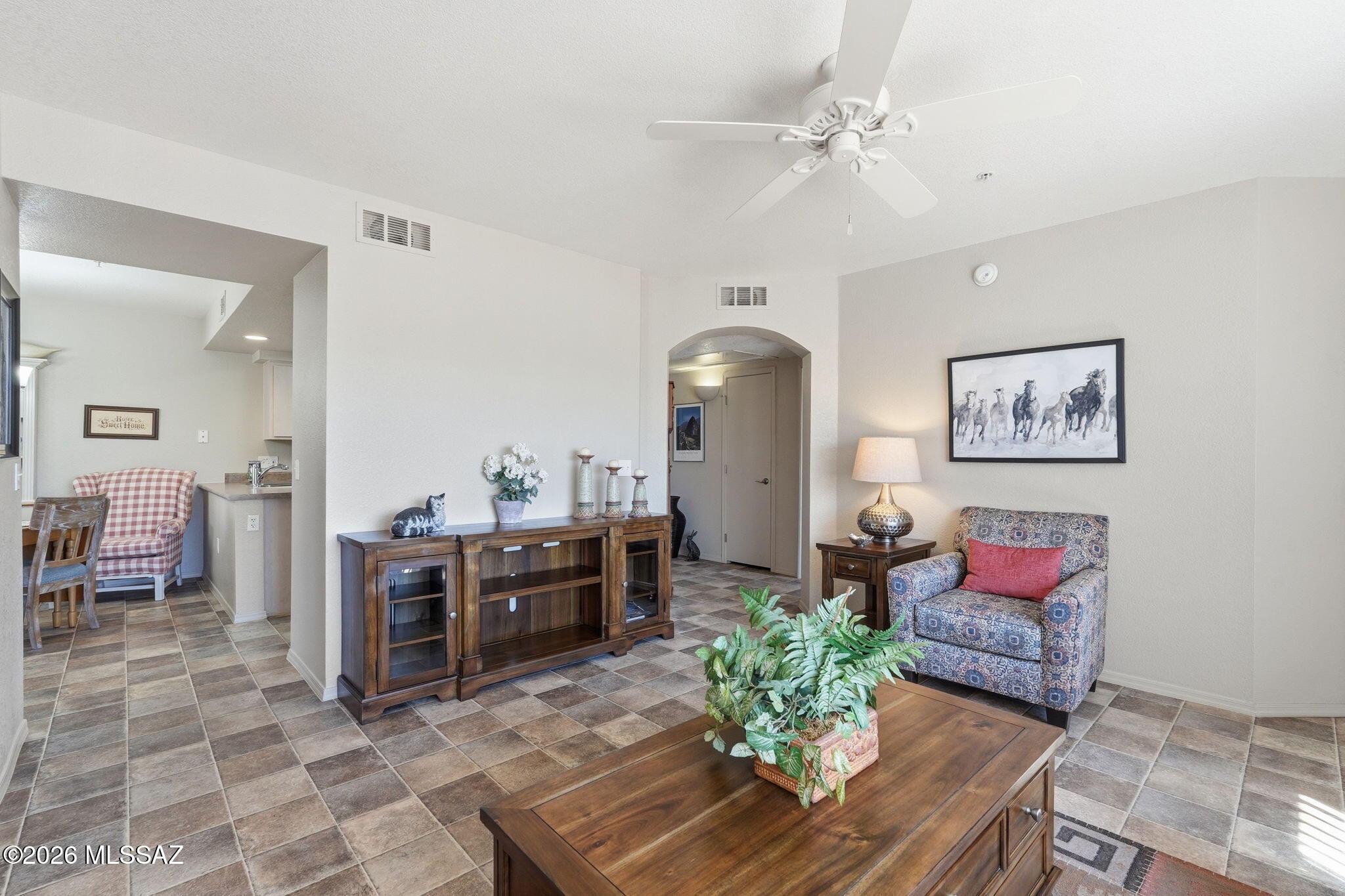 1566 N Paseo La Tinaja