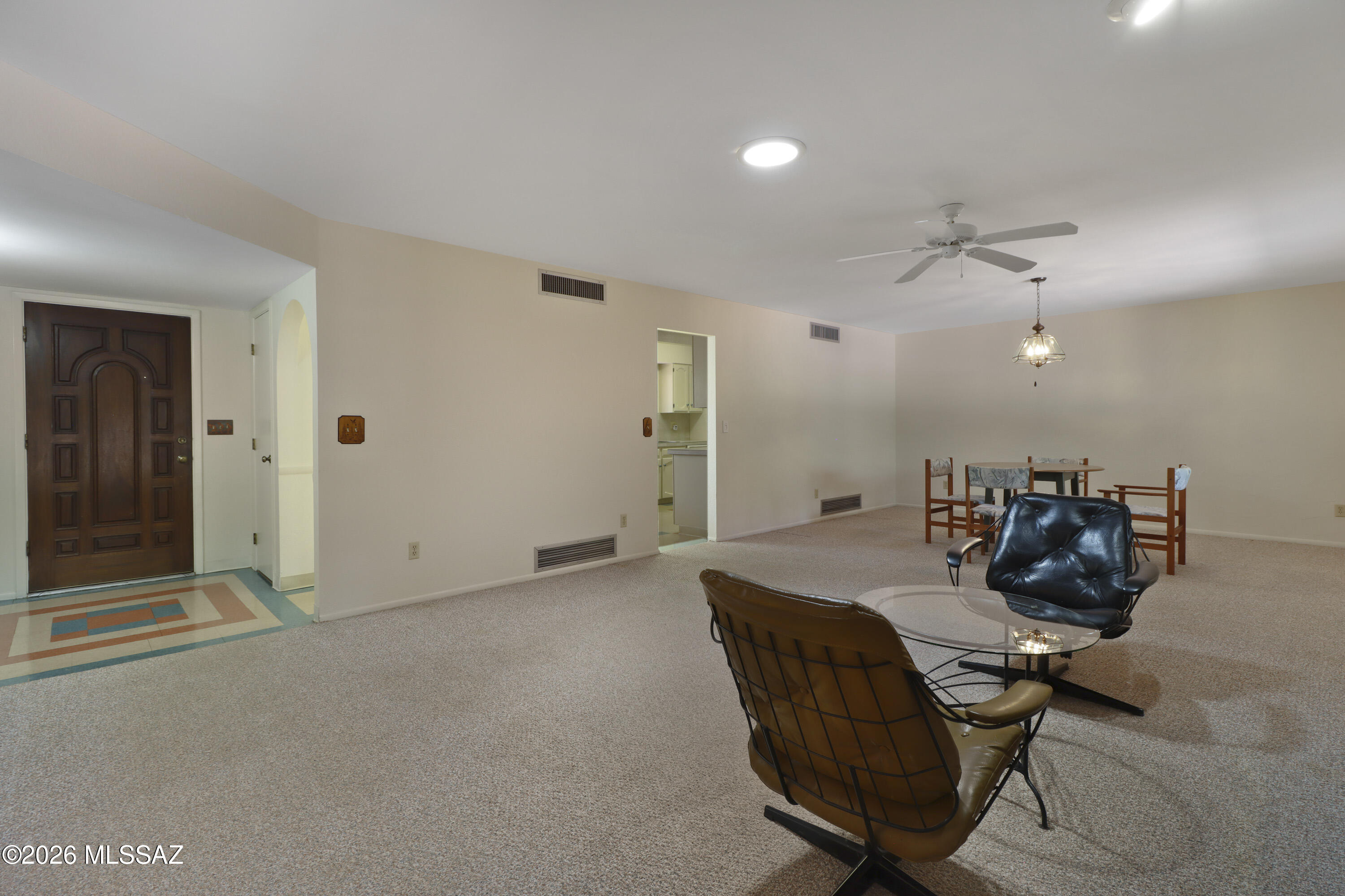 2419 N Shade Tree Lane