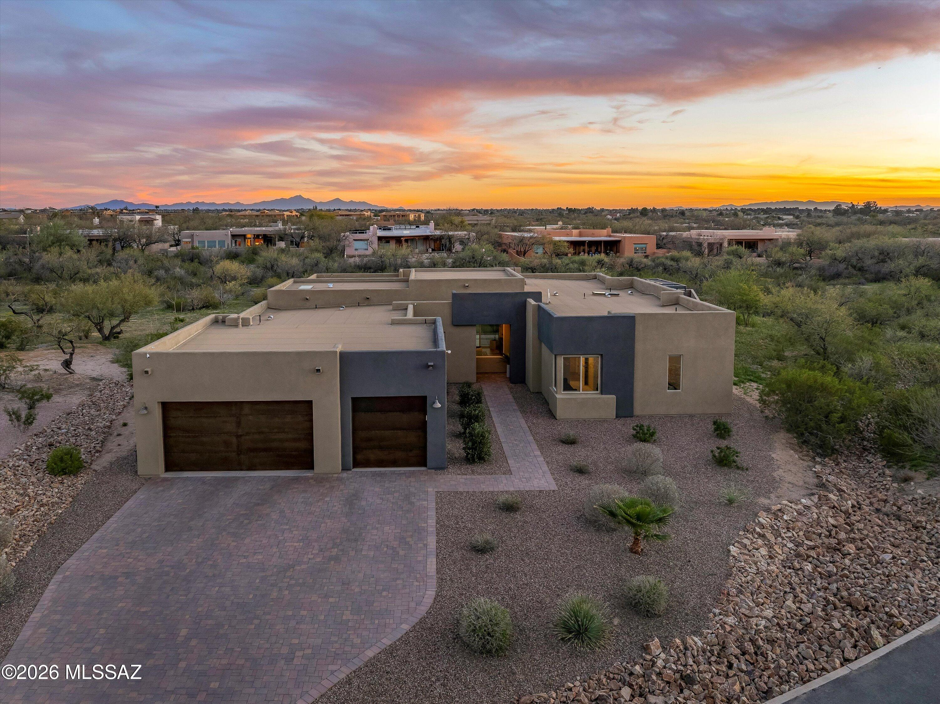 8786 E Placita Rio De Vidrio