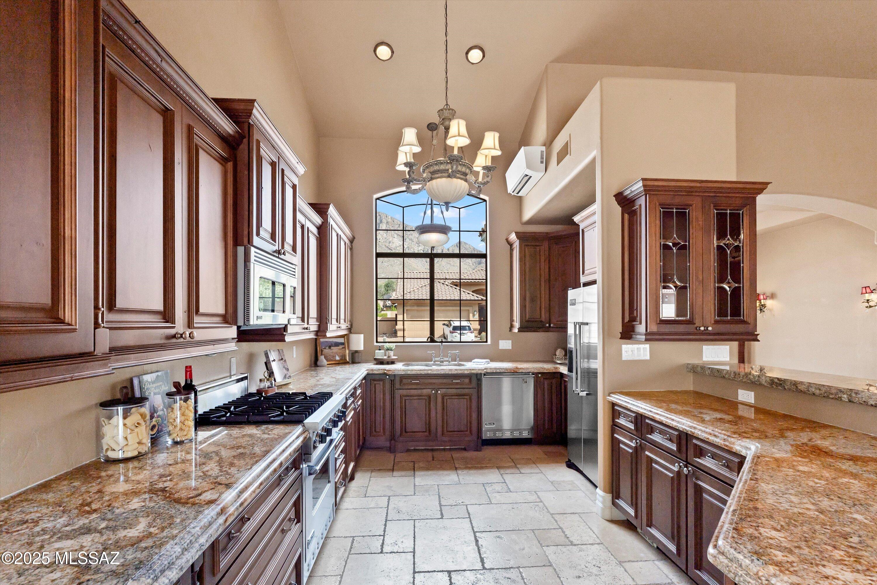 1391 E Sonoran Desert Drive