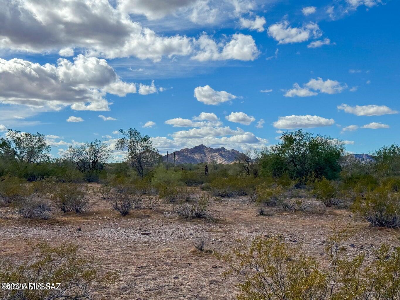 0 E Almendra Rd Lot B (1.67 acres)