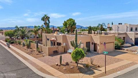 Photo of 3501 W Jameson Place, Tucson, AZ 85742 (MLS # 22624207)