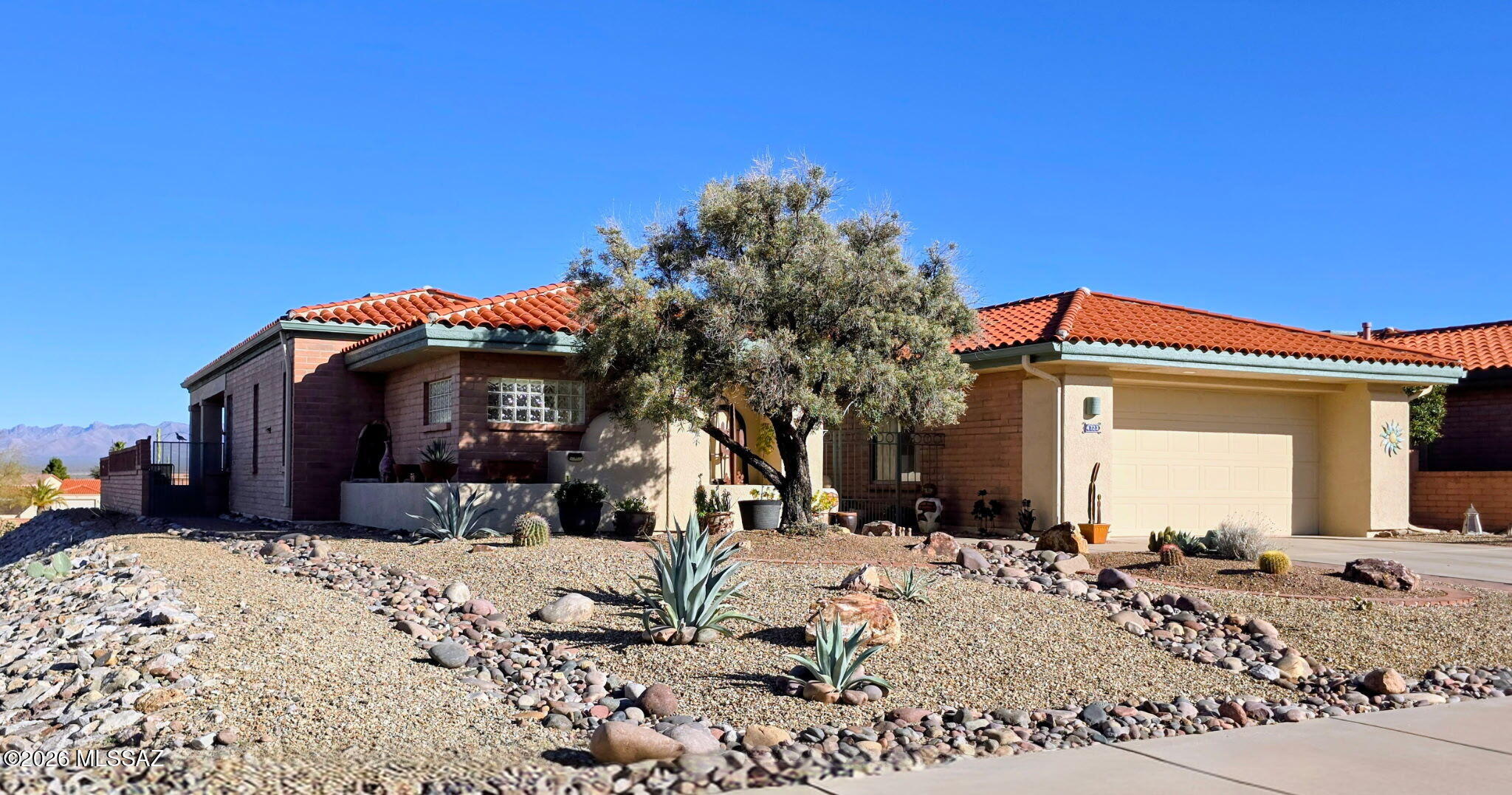 San Ignacio Vistas (1-223) - Residential