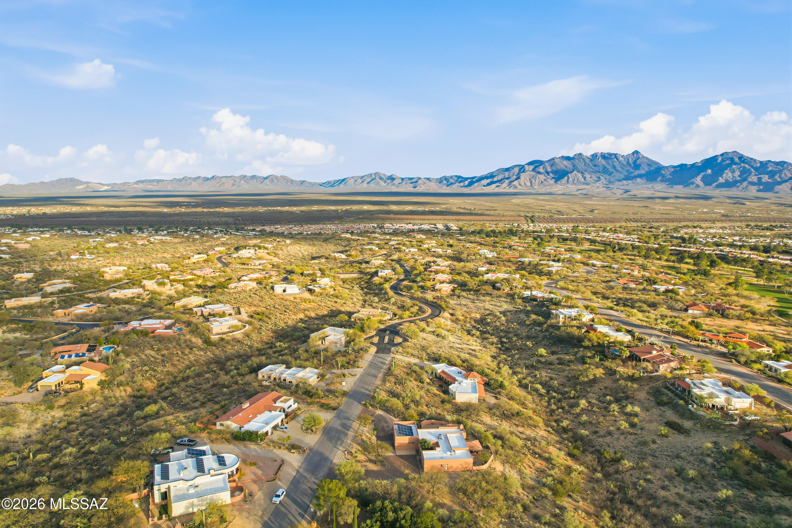 1240 W Placita Quieta