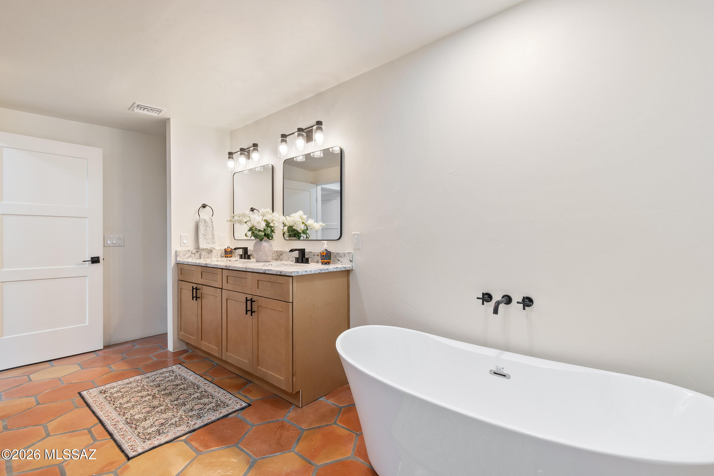 Bear Canyon Hills - Residential
