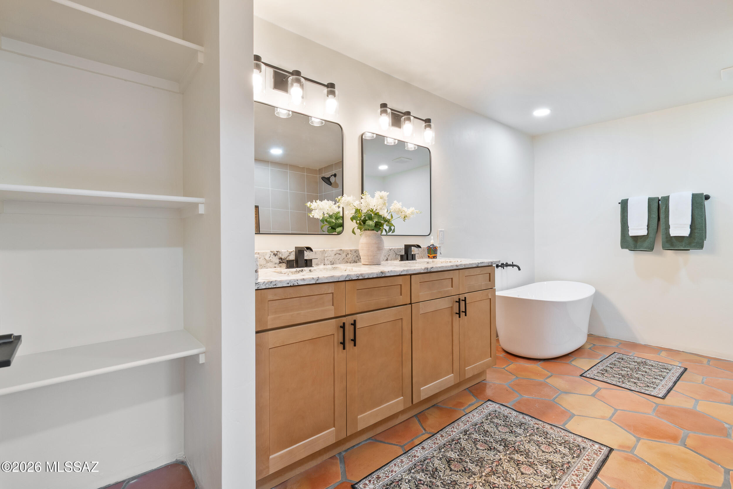 Bear Canyon Hills - Residential