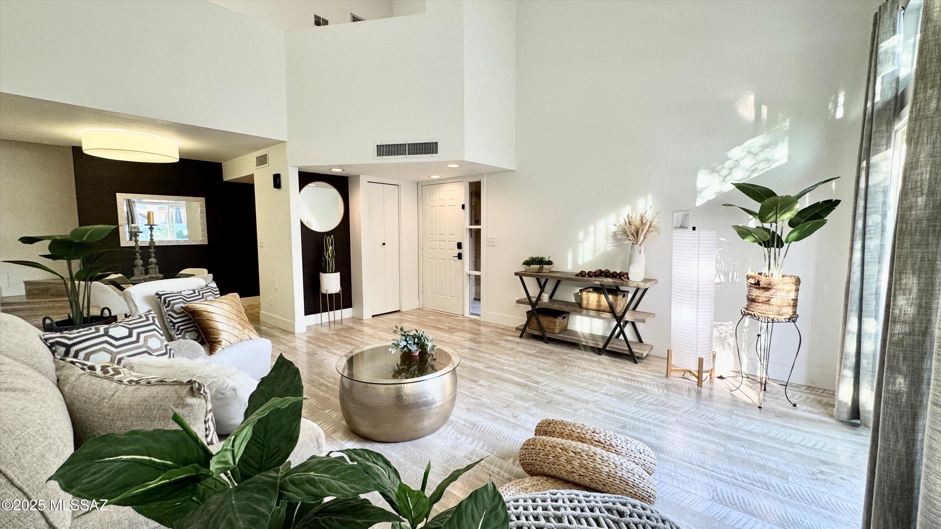 3855 Paseo De Las Canchas