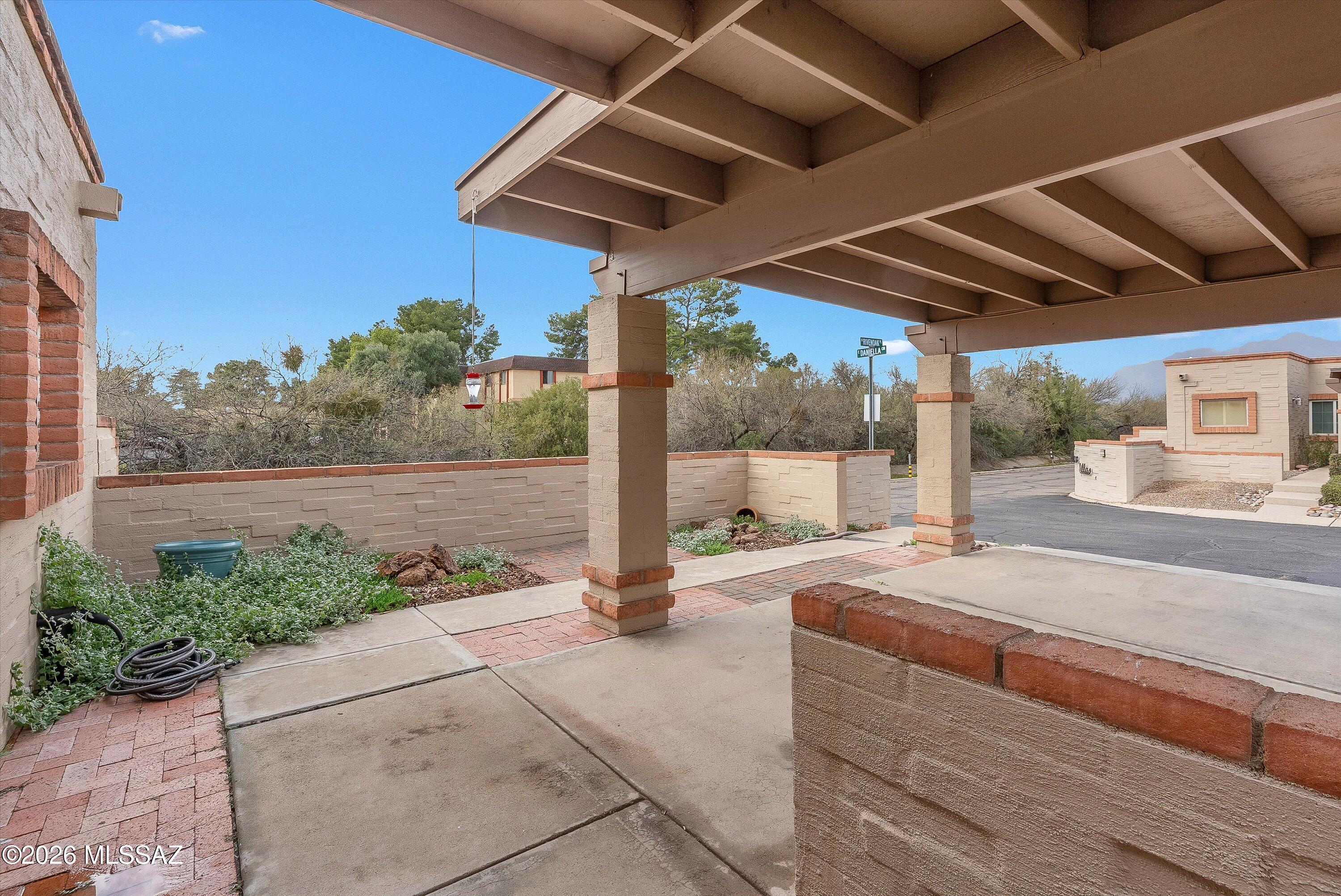 8110 E Daniella Circle