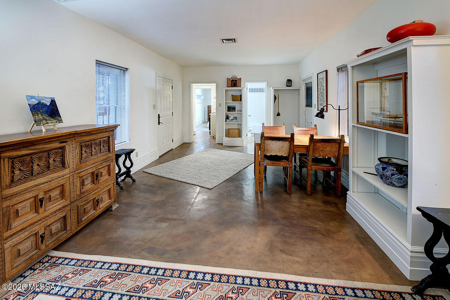 University Manor - Residential