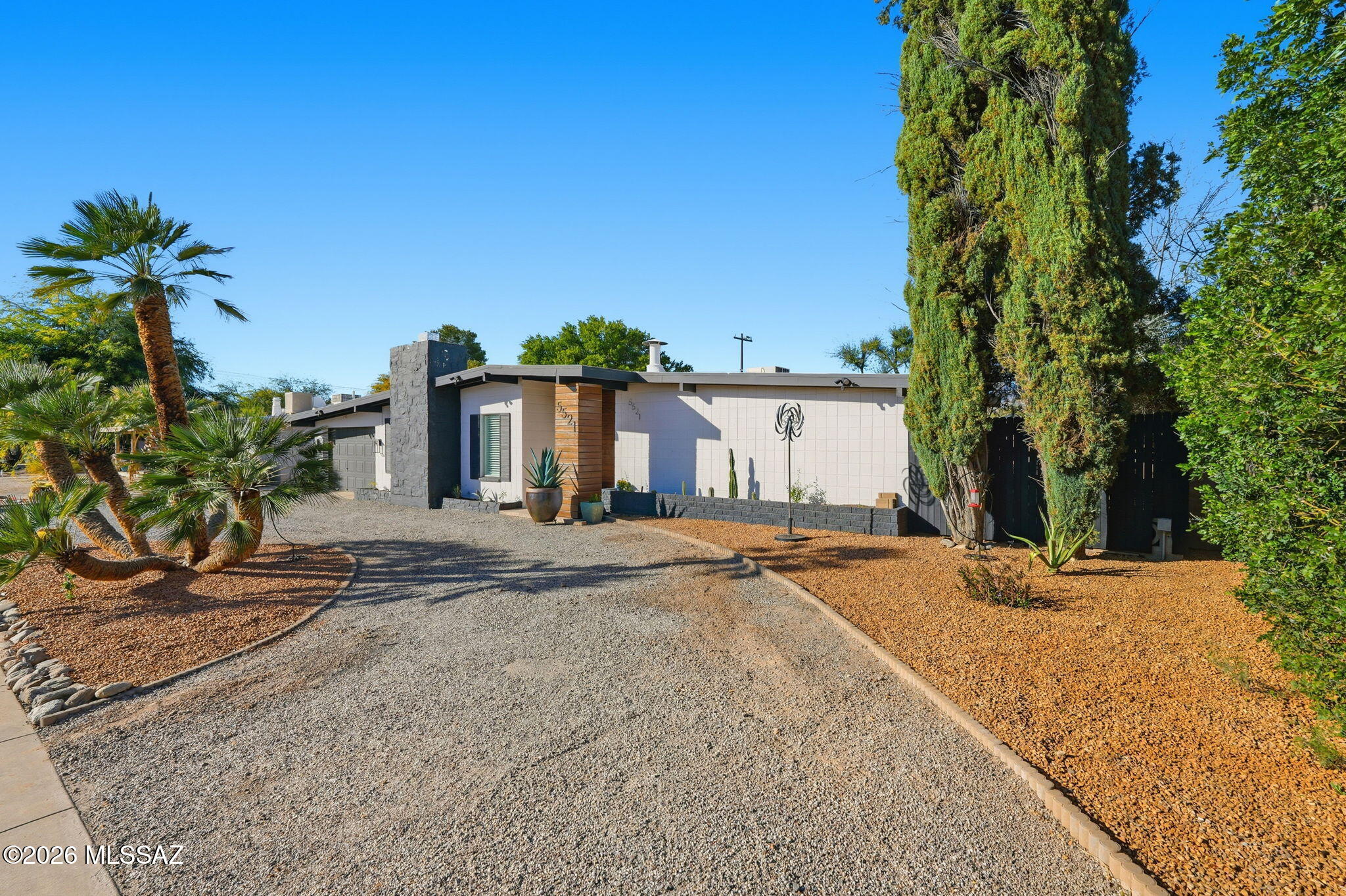 Carlos Terrace - Residential