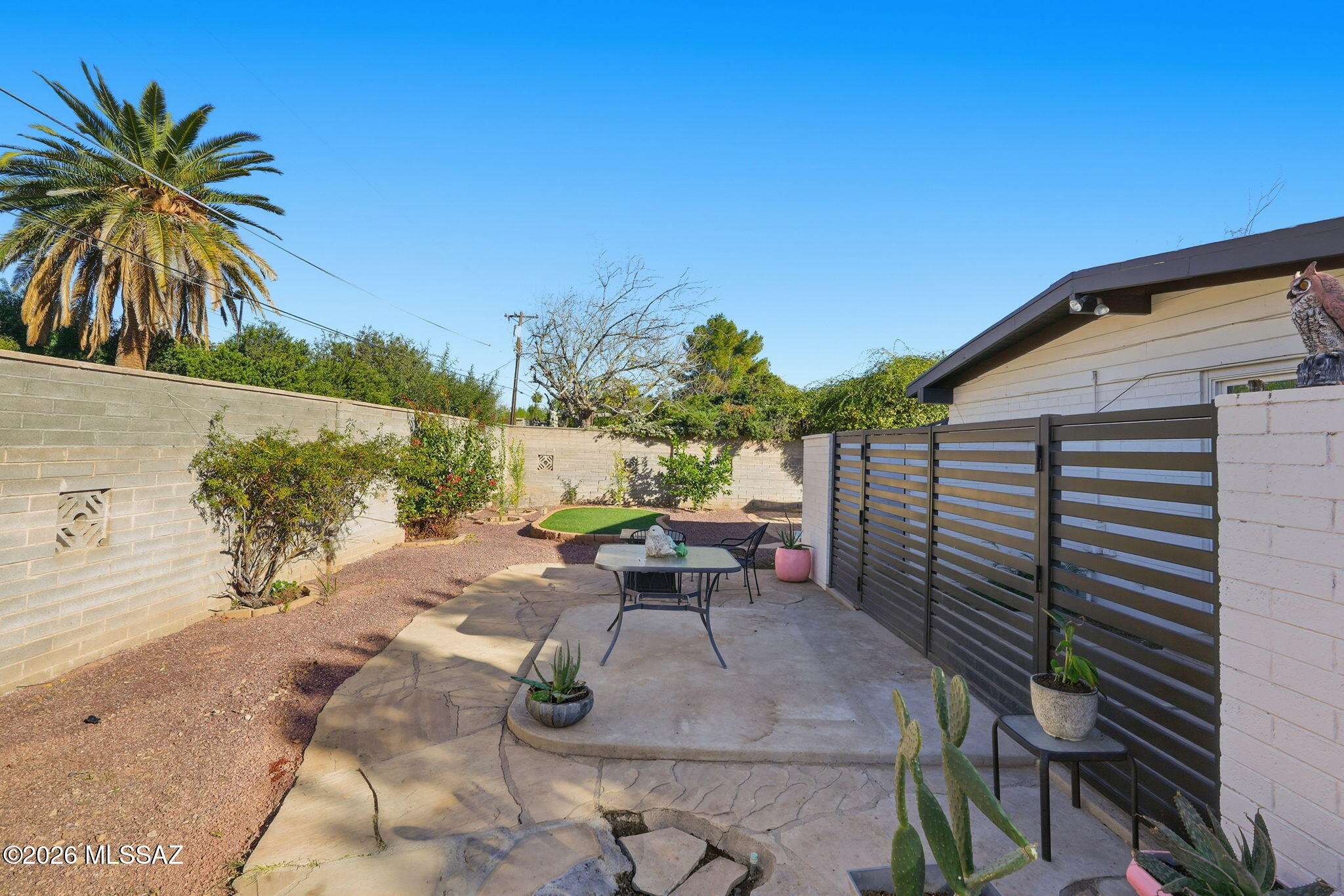 Carlos Terrace - Residential