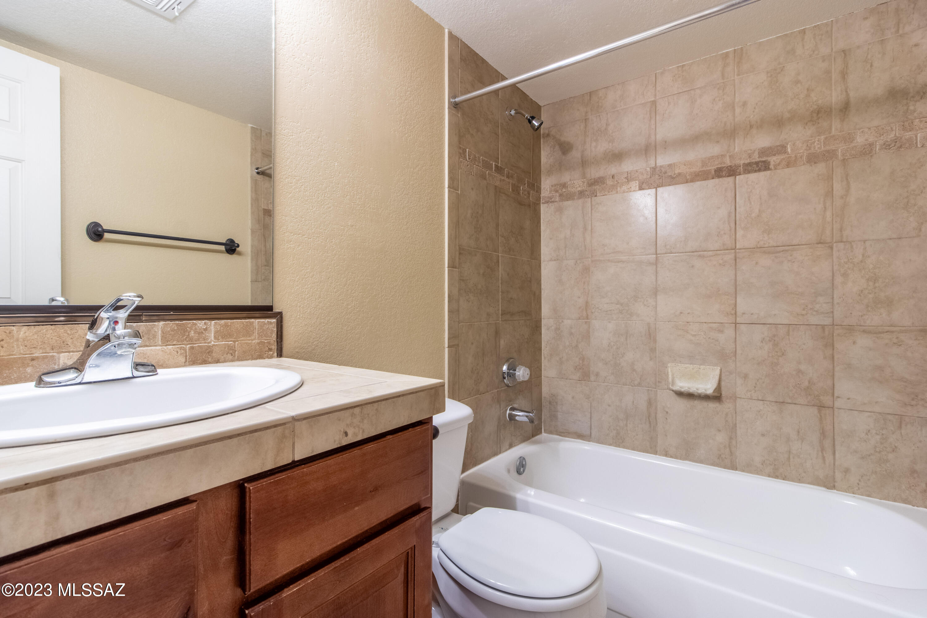 Skyline Village Condominium (1-168) - Residential Lease