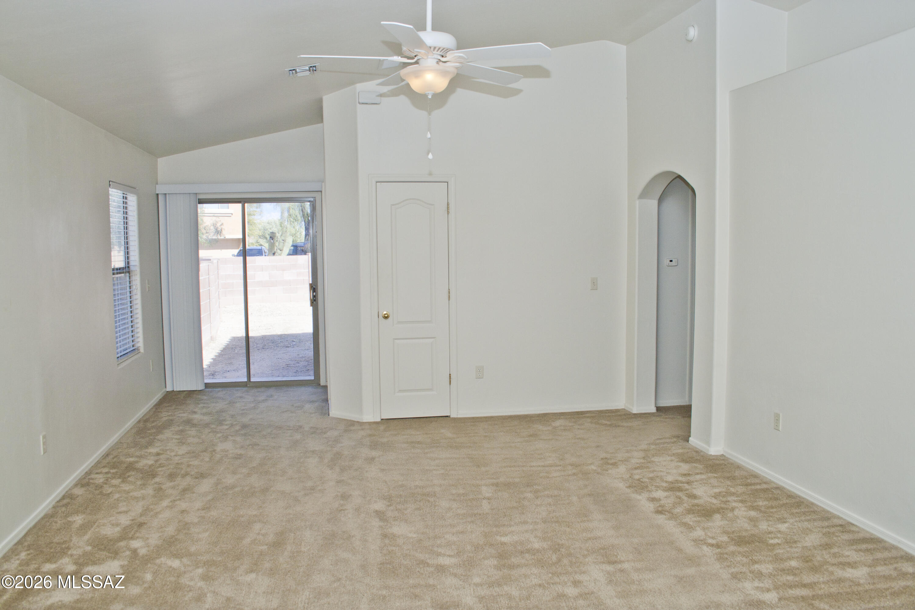 Twin Peaks Highland (1-119) - Residential Lease