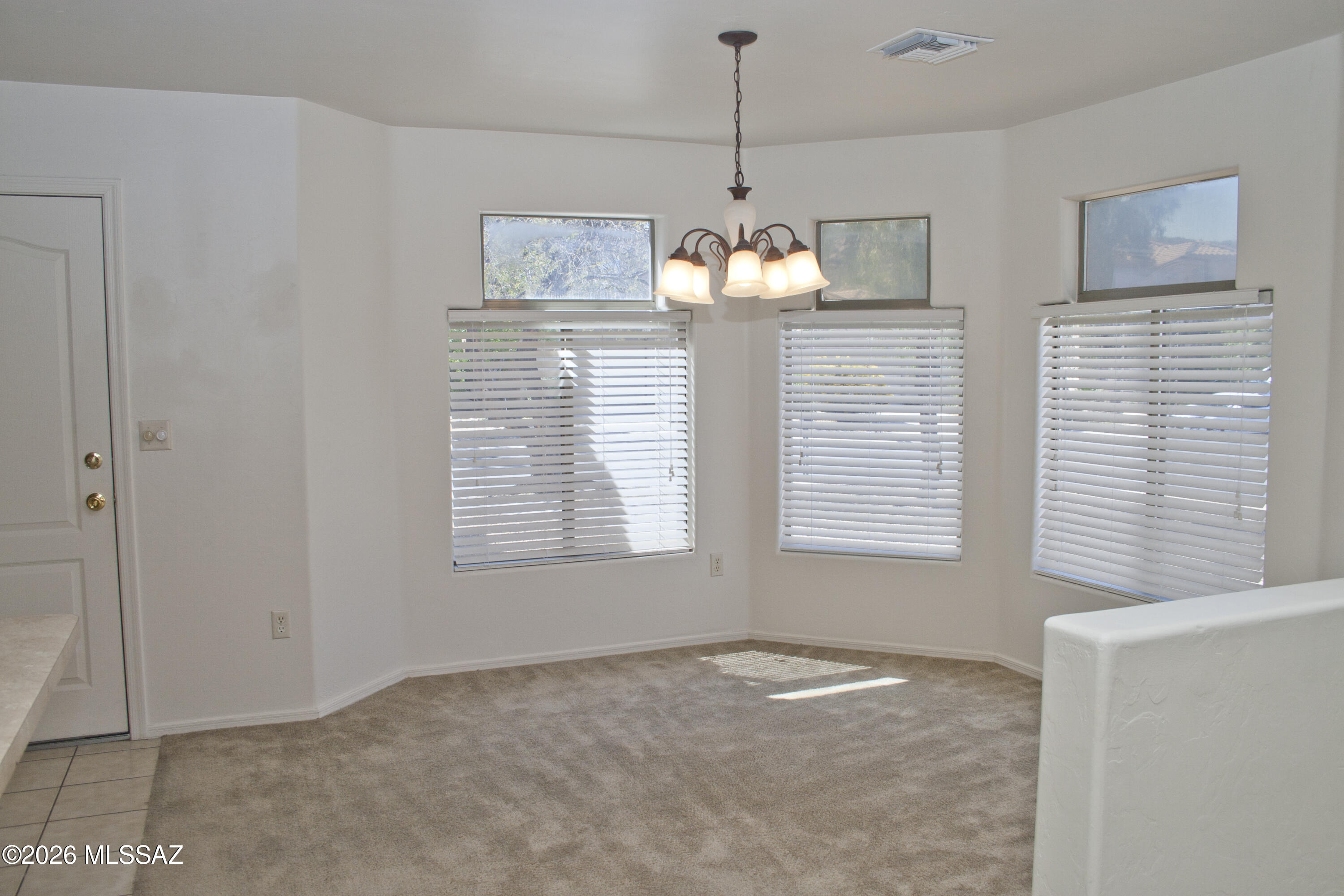 Twin Peaks Highland (1-119) - Residential Lease