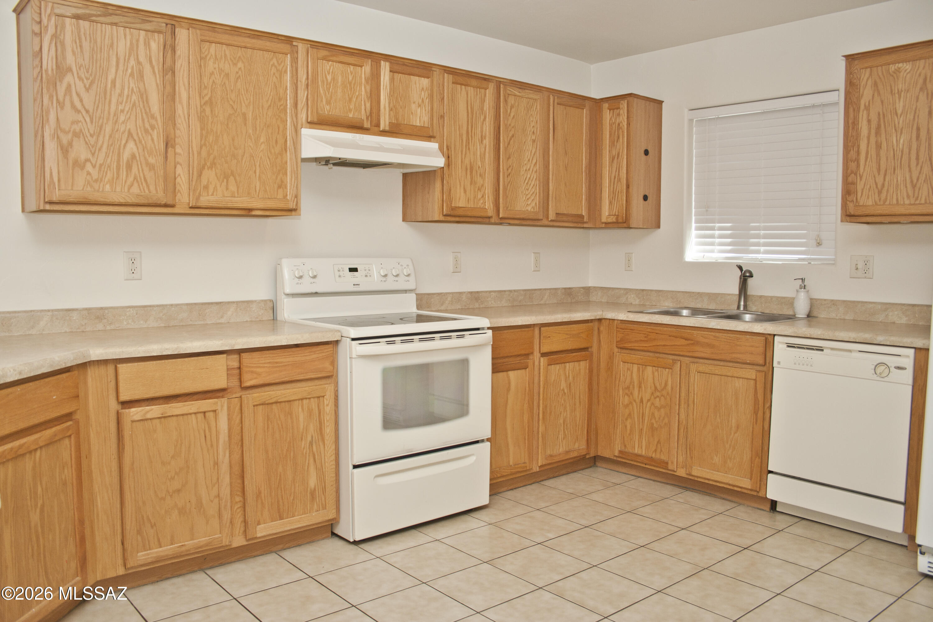 Twin Peaks Highland (1-119) - Residential Lease