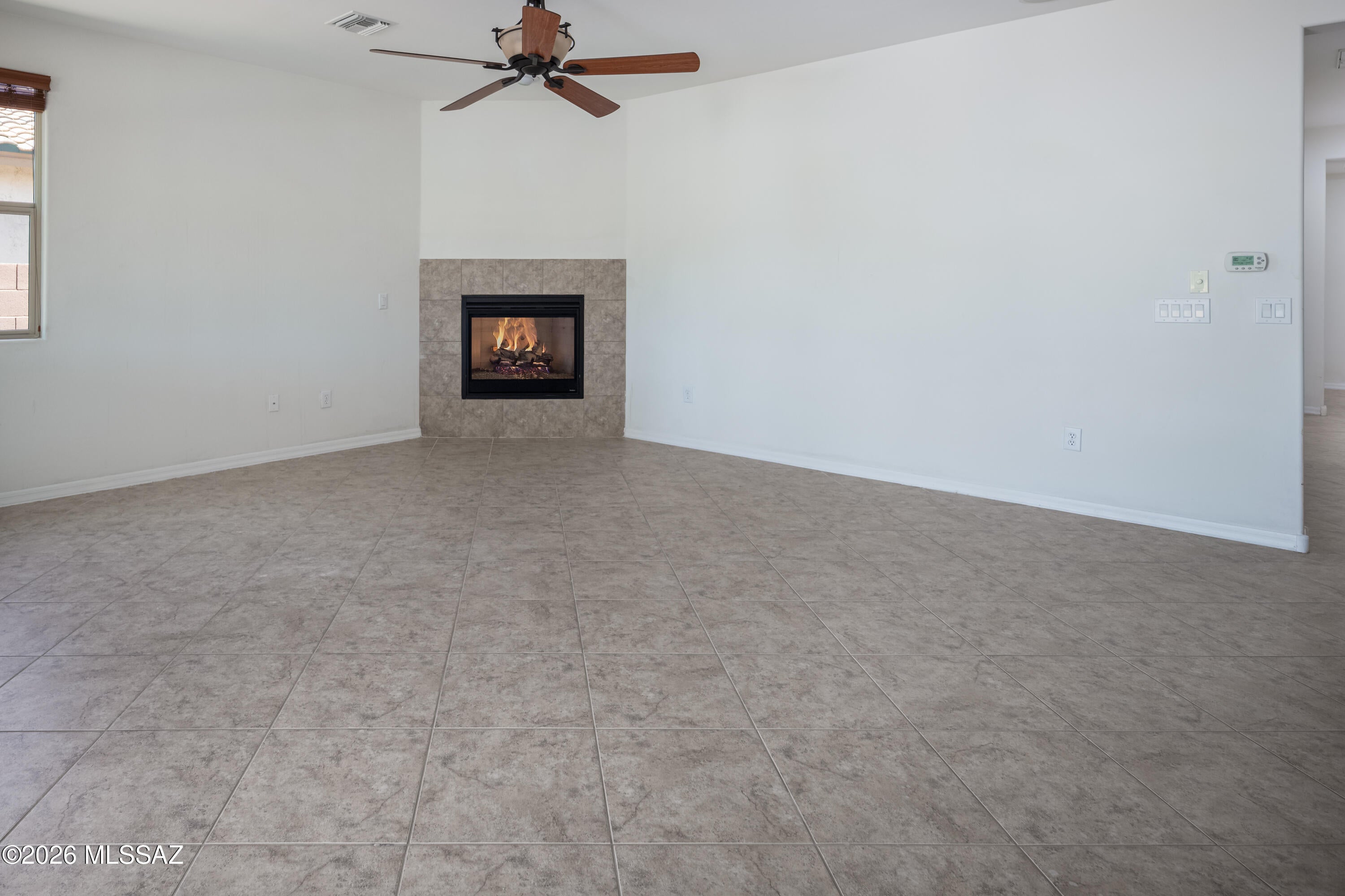 379 E Honey Bee Preserve Way
