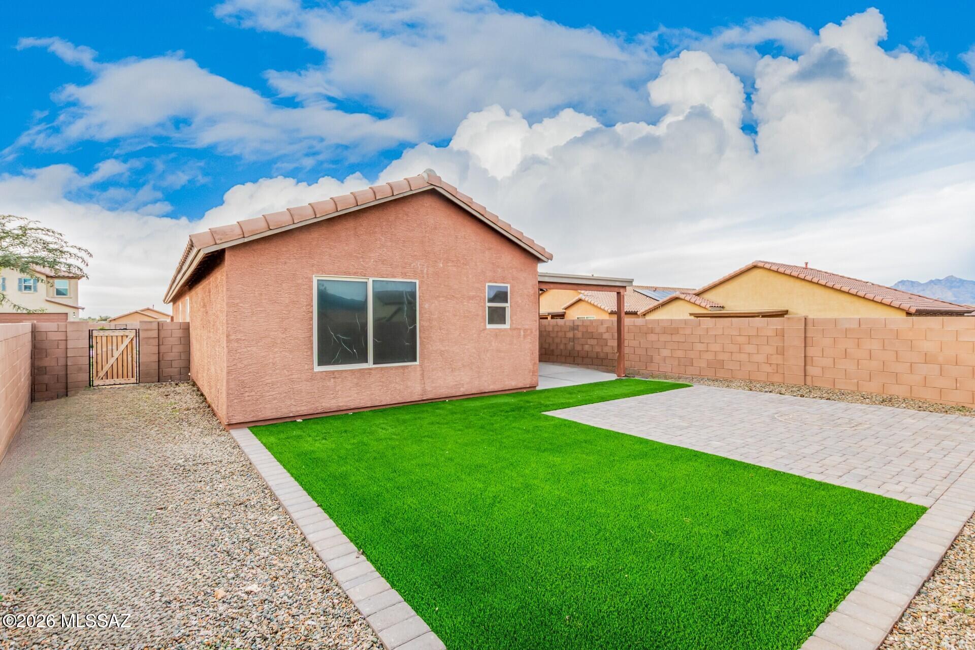 Bella Tierra - Residential