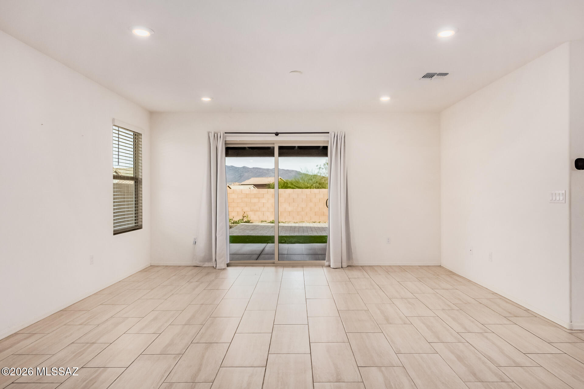 Bella Tierra - Residential