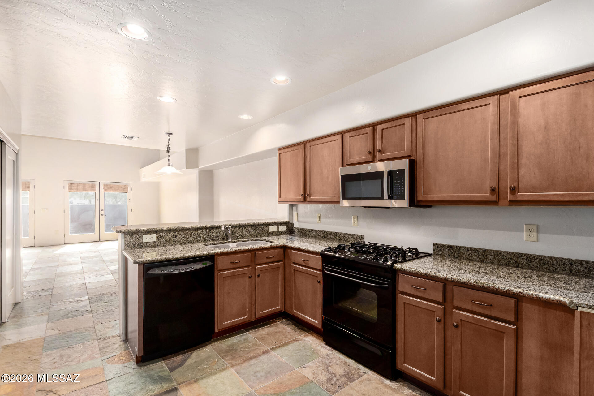 Olsen Condominiums Units 1-18 - Residential Lease