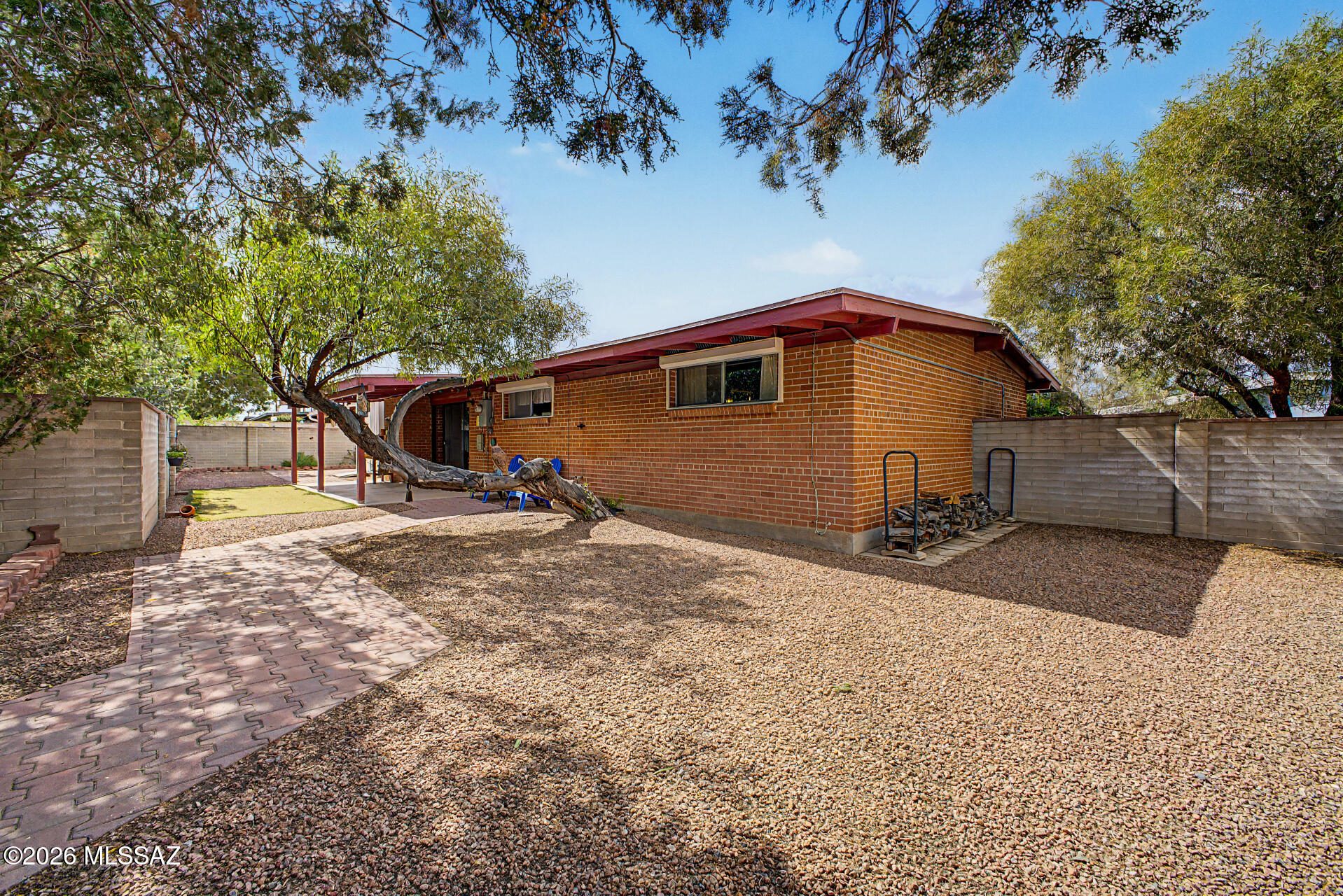 Longview Estates (194-470) - Residential