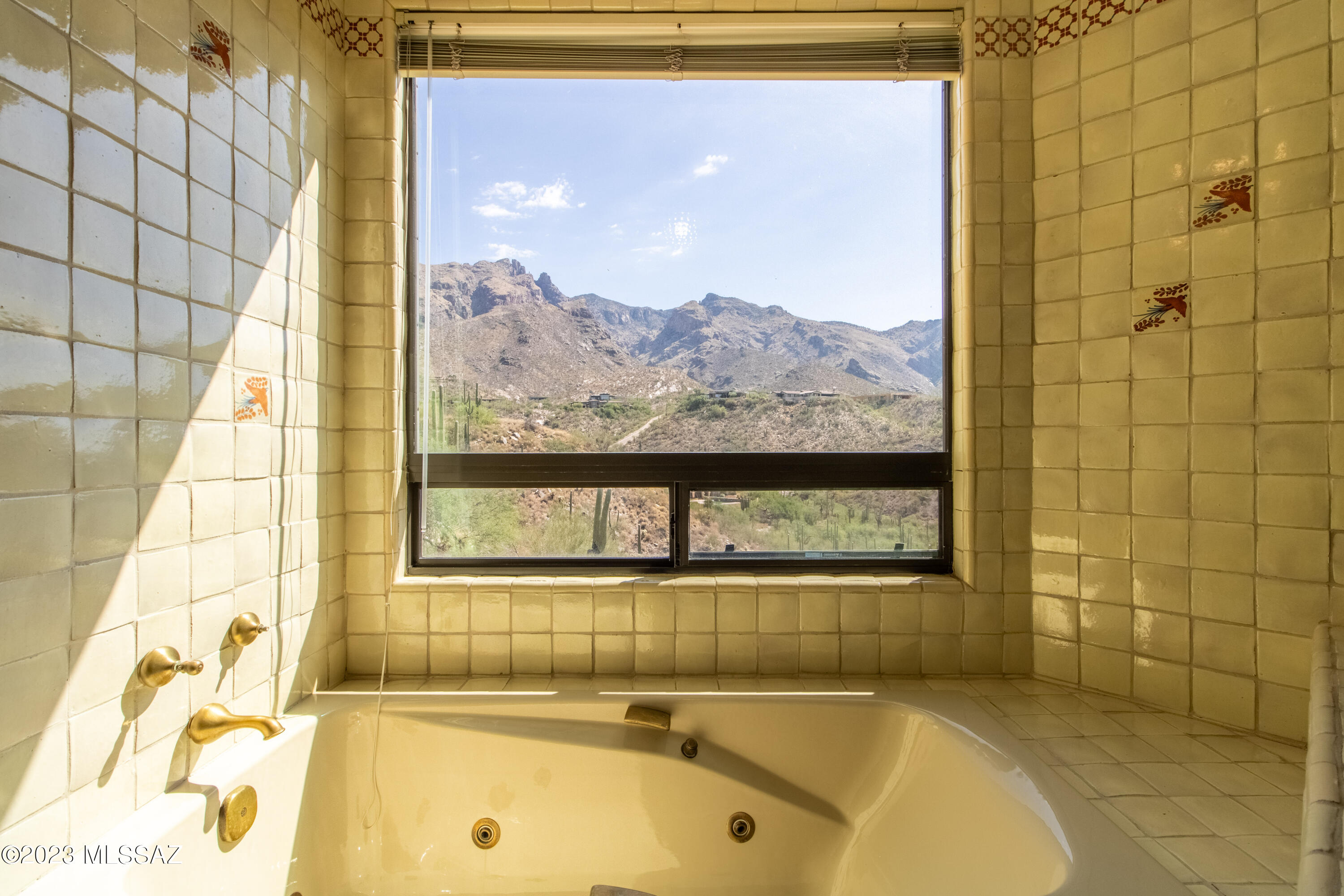 The Foothills (48-140) - Residential Lease