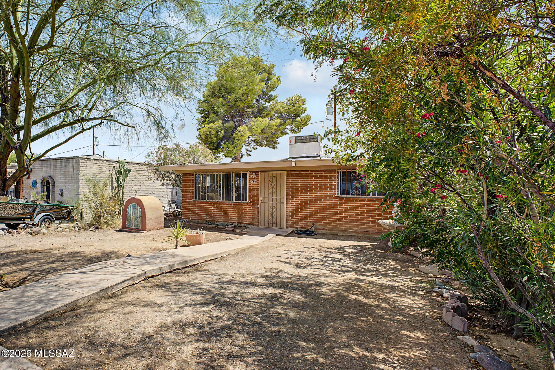 1841 W Caravelle Road