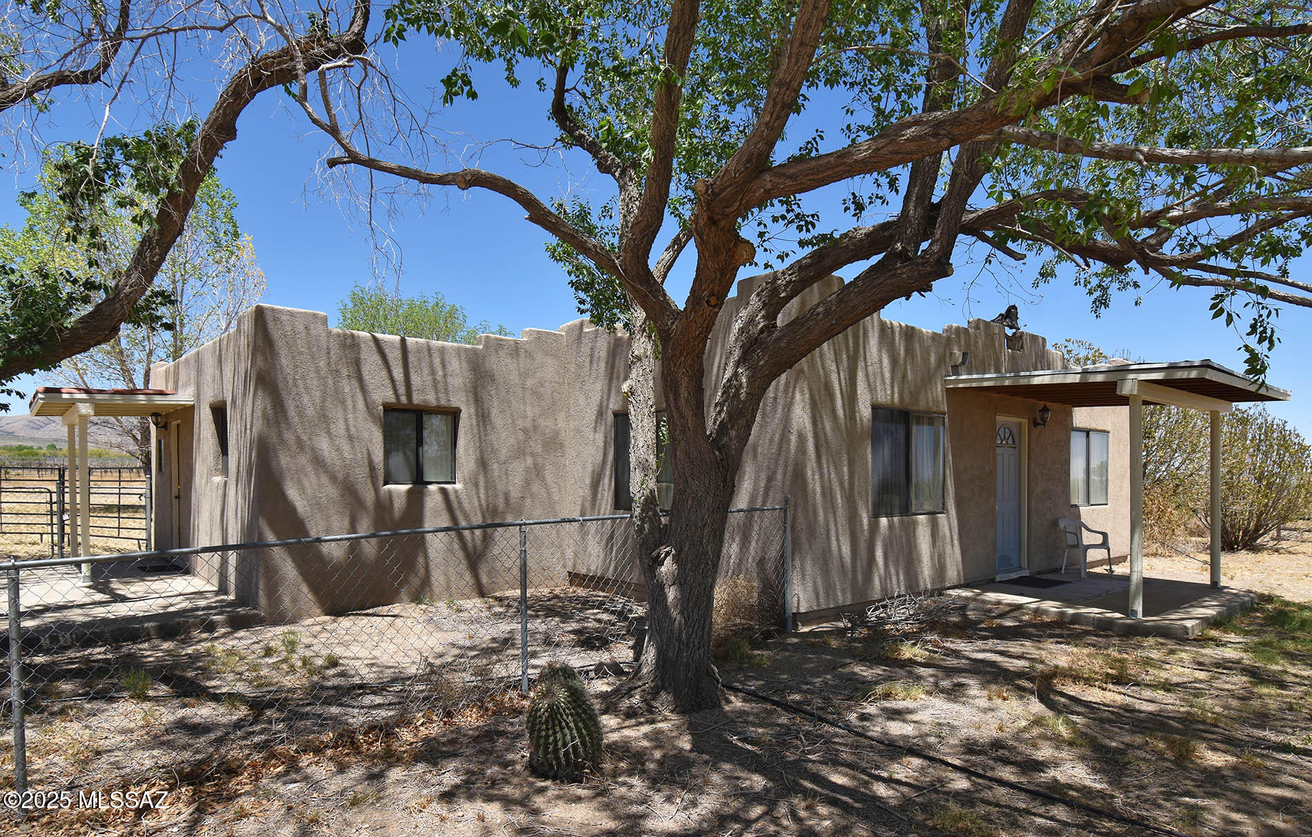 1203 N Cochise Stronghold Road