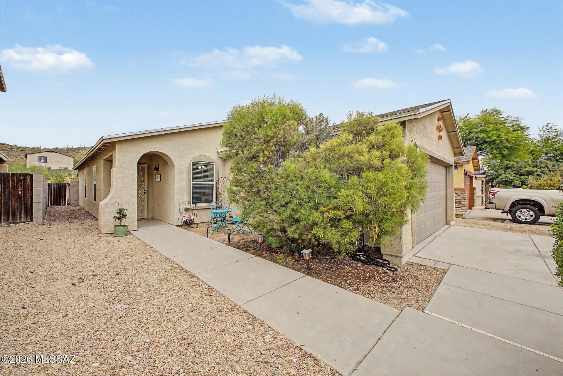 1588 W Beantree Lane