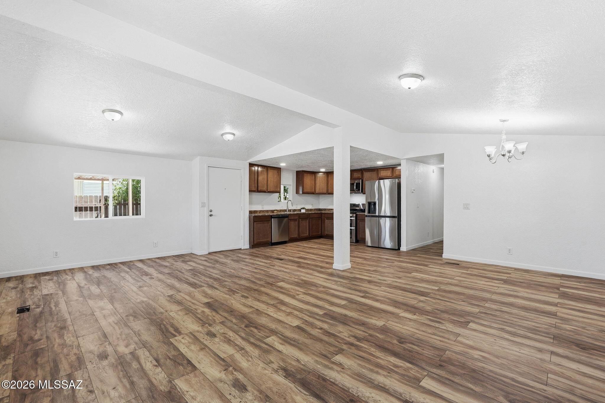 3810 E Mibbie Lane