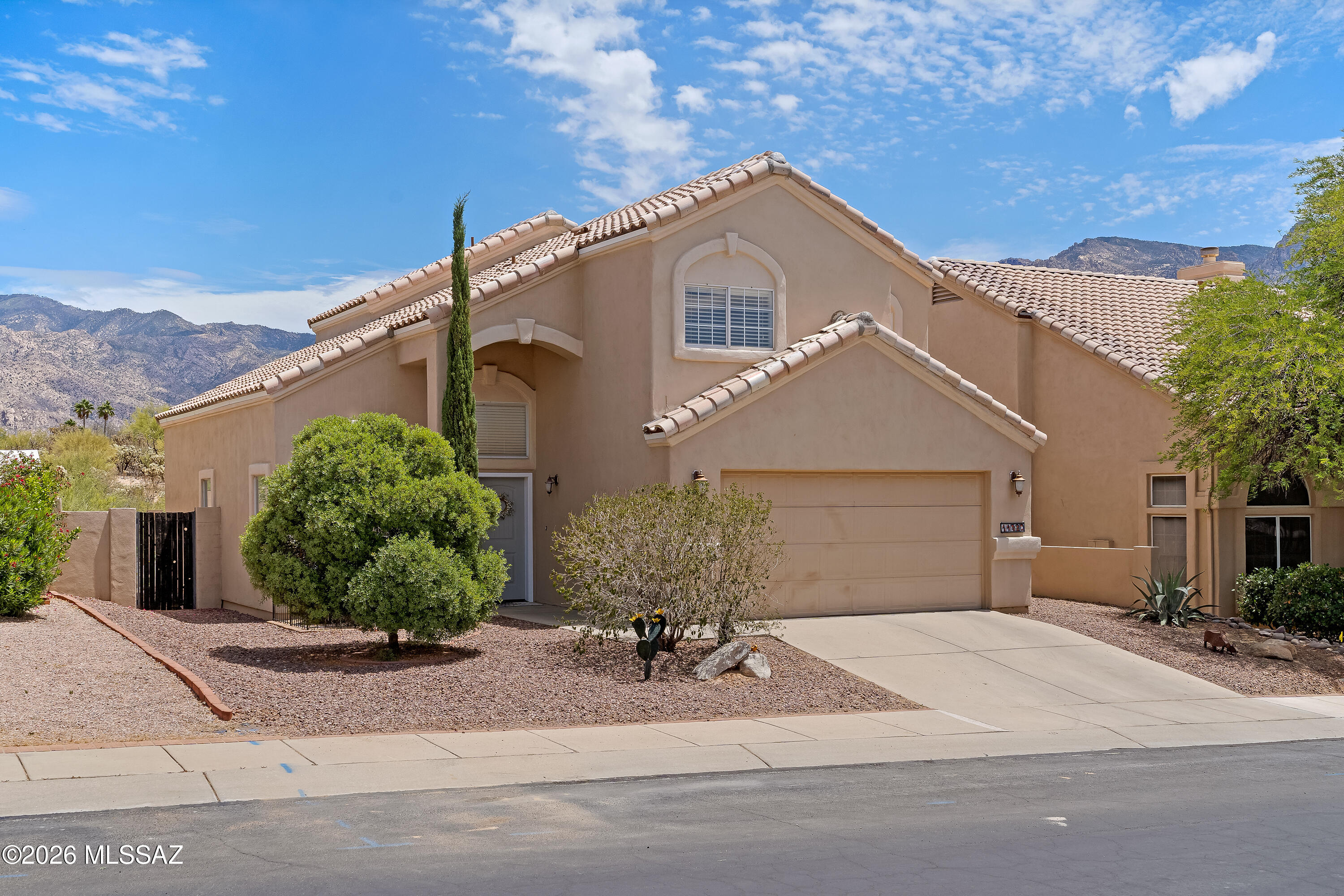 11720 N Labyrinth Drive