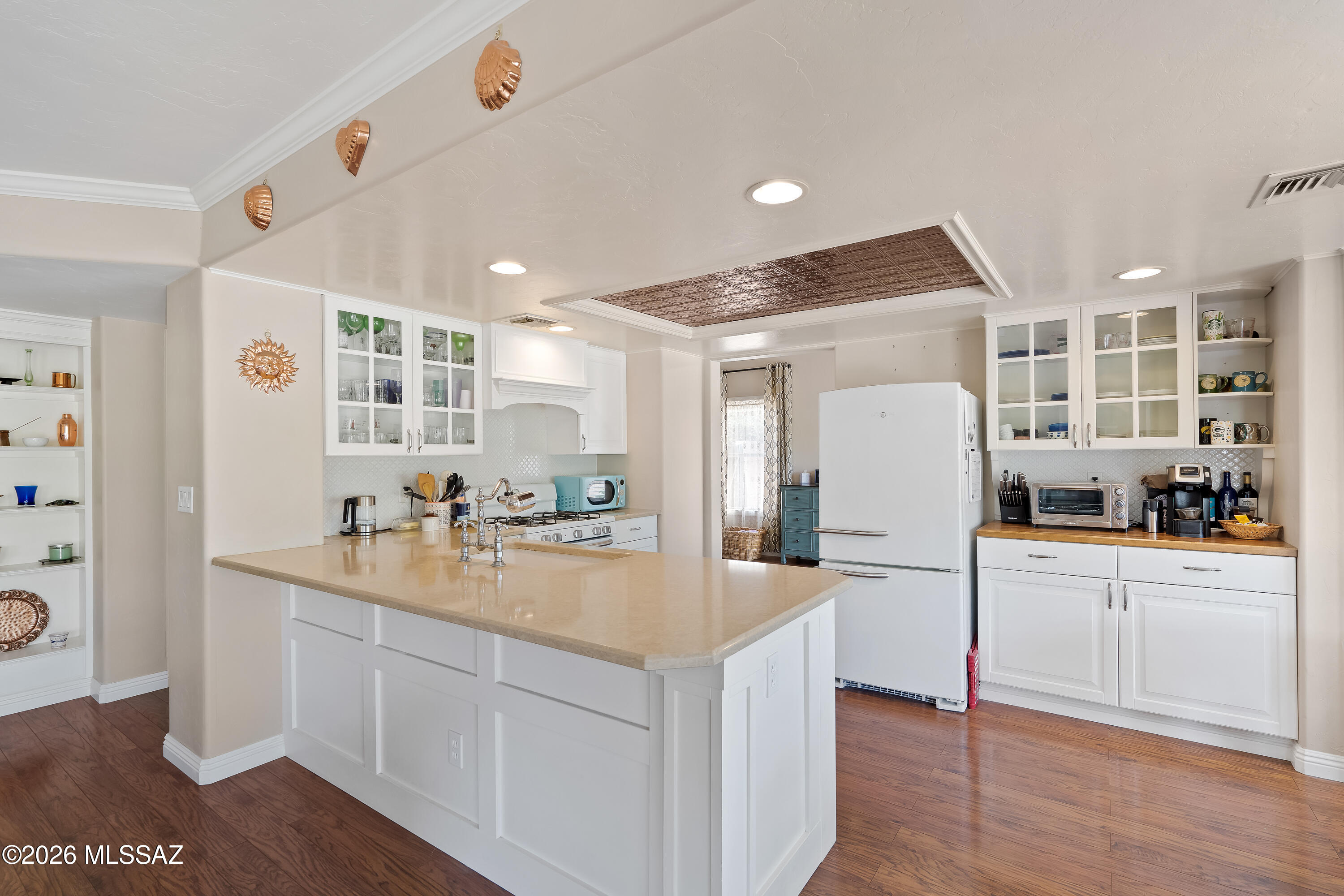 Catalina Shadows Estates (69-540) - Residential
