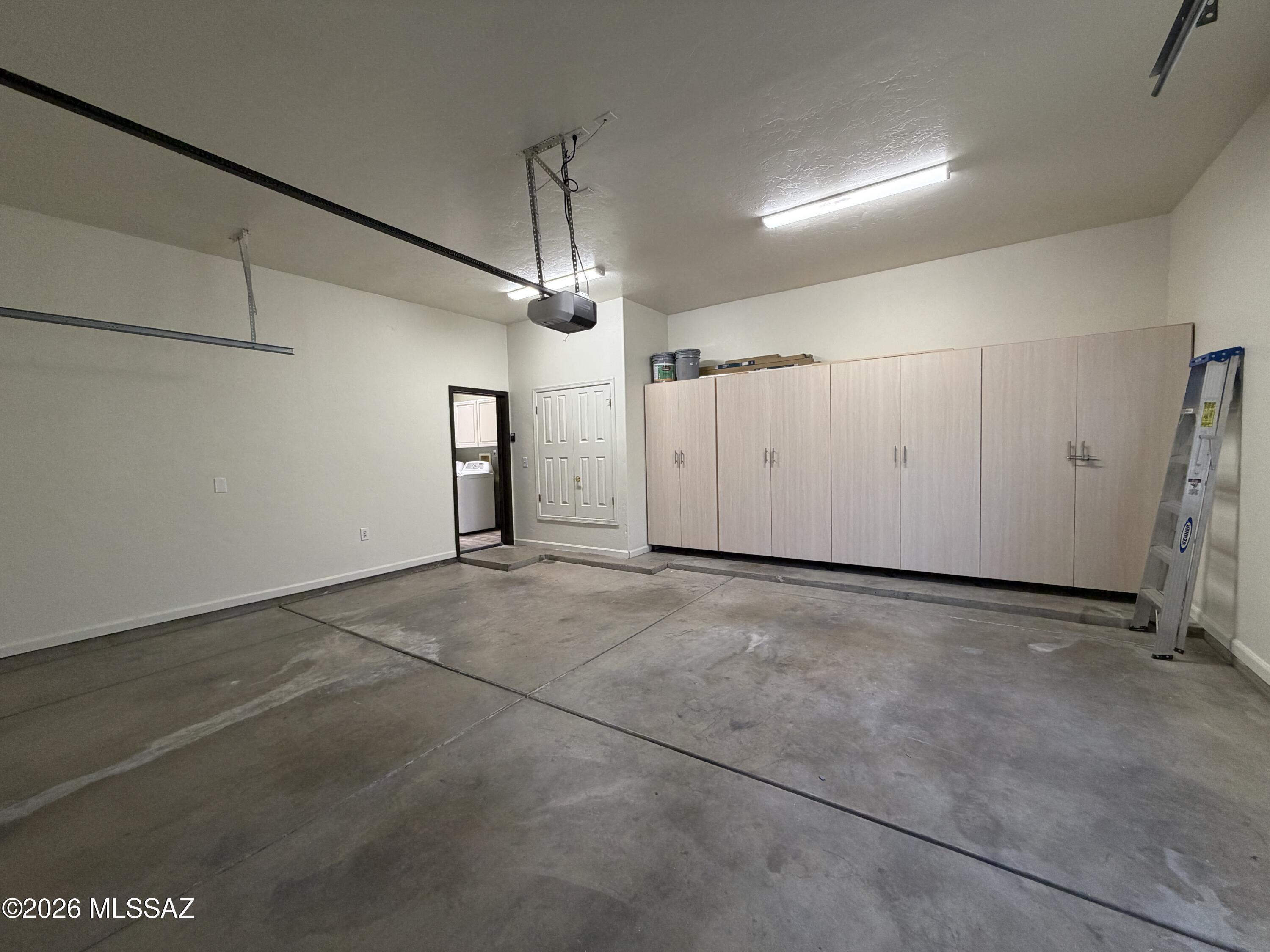 Carmel Pointe (1-104) - Residential Lease